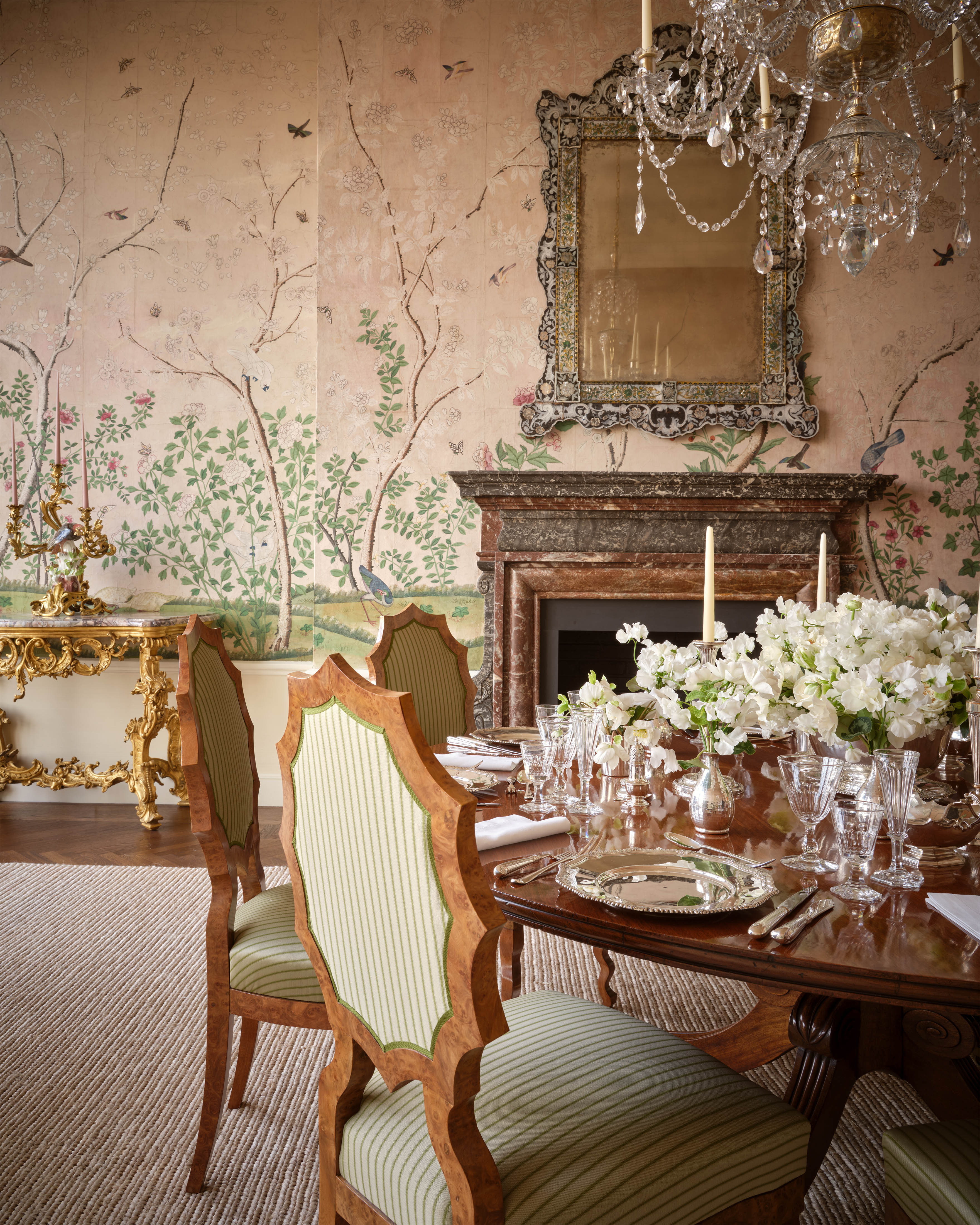 Aerin Lauder: Living with Flowers - Image 3