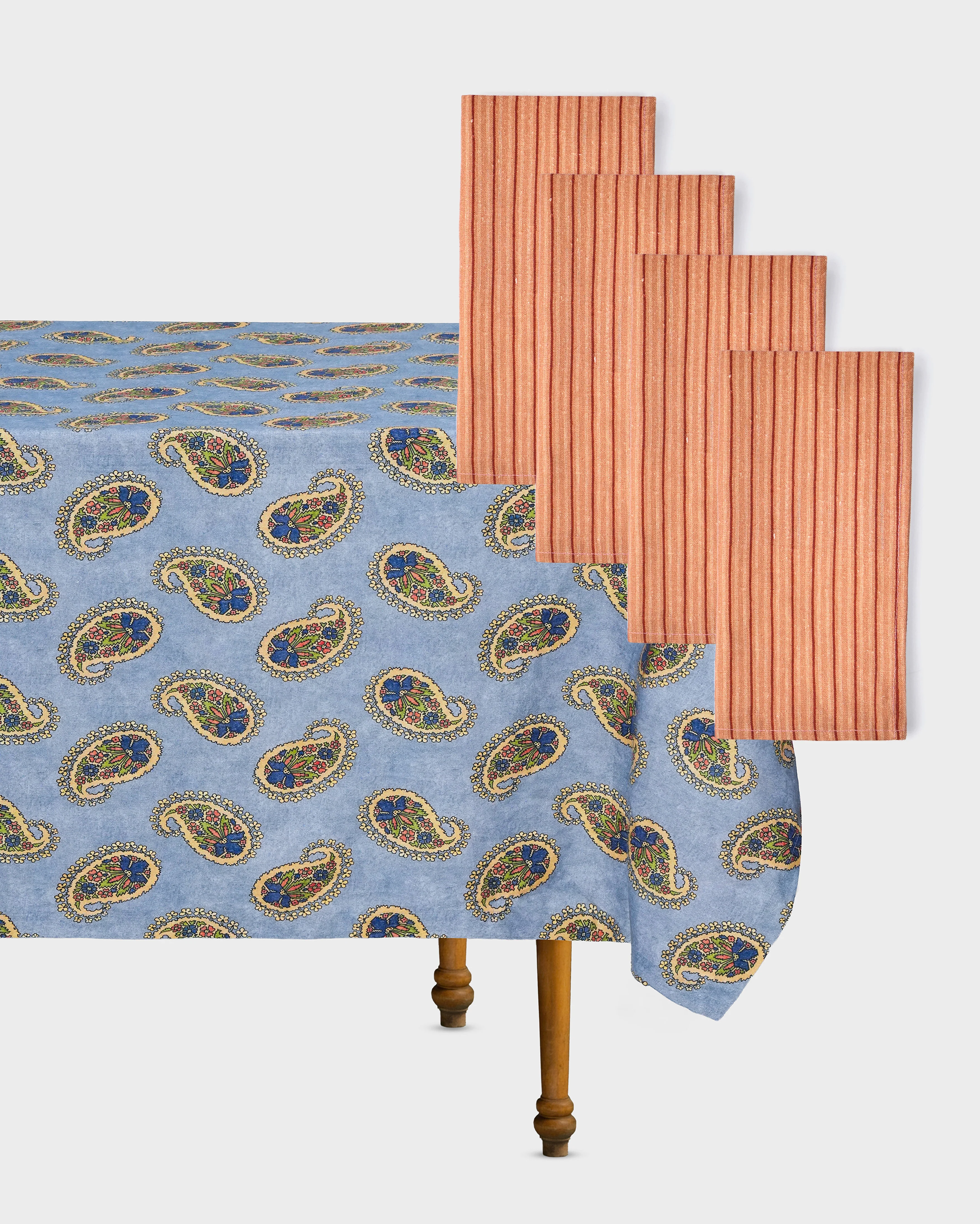 Babe Tablecloth & Napkins Set - Image 2