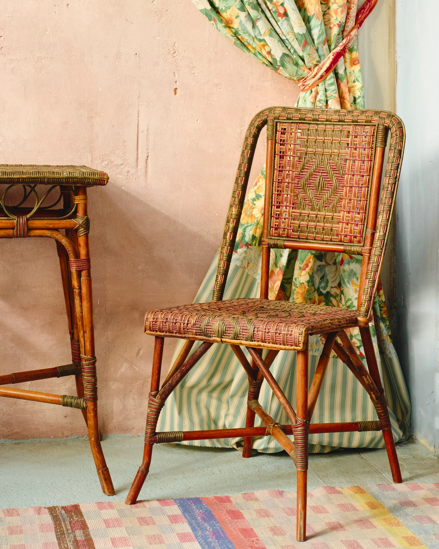 Belle Époque Garden Set with Two Chairs and Table - Image 2
