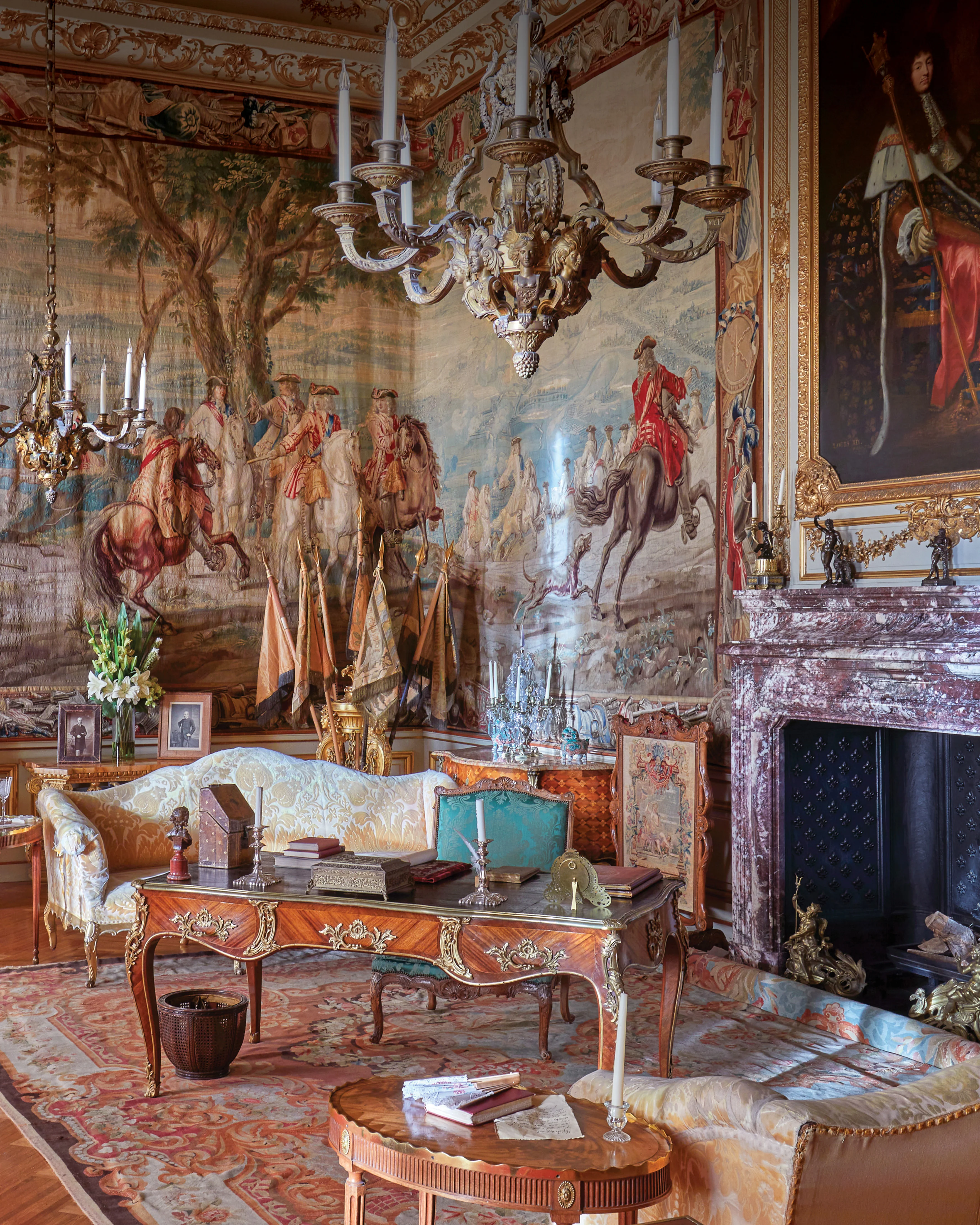 Blenheim: 300 Years of Life in a Palace by Henrietta Spencer-Churchill - Image 3