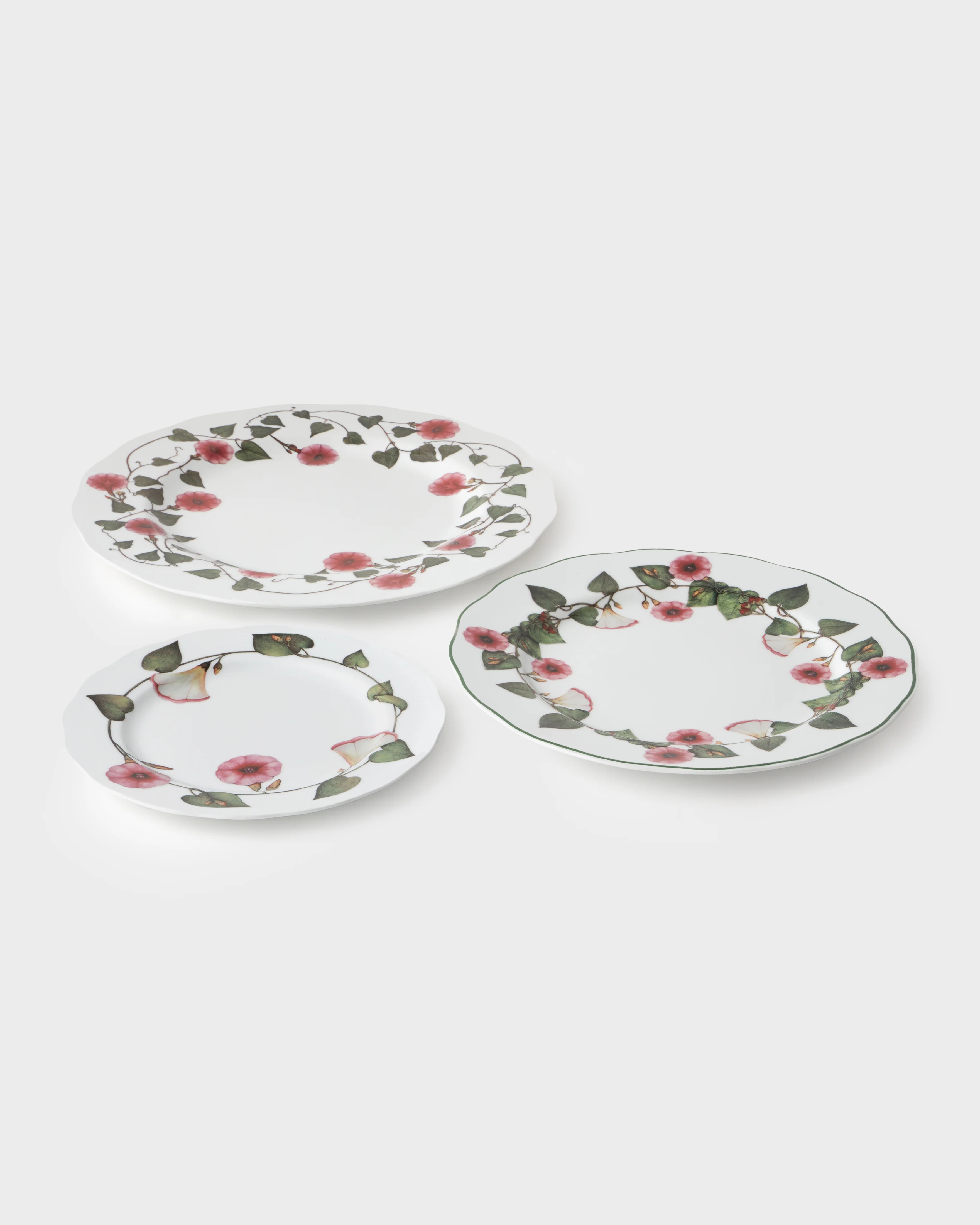 Ciclamino Porcelain Charger Plate - Image 4