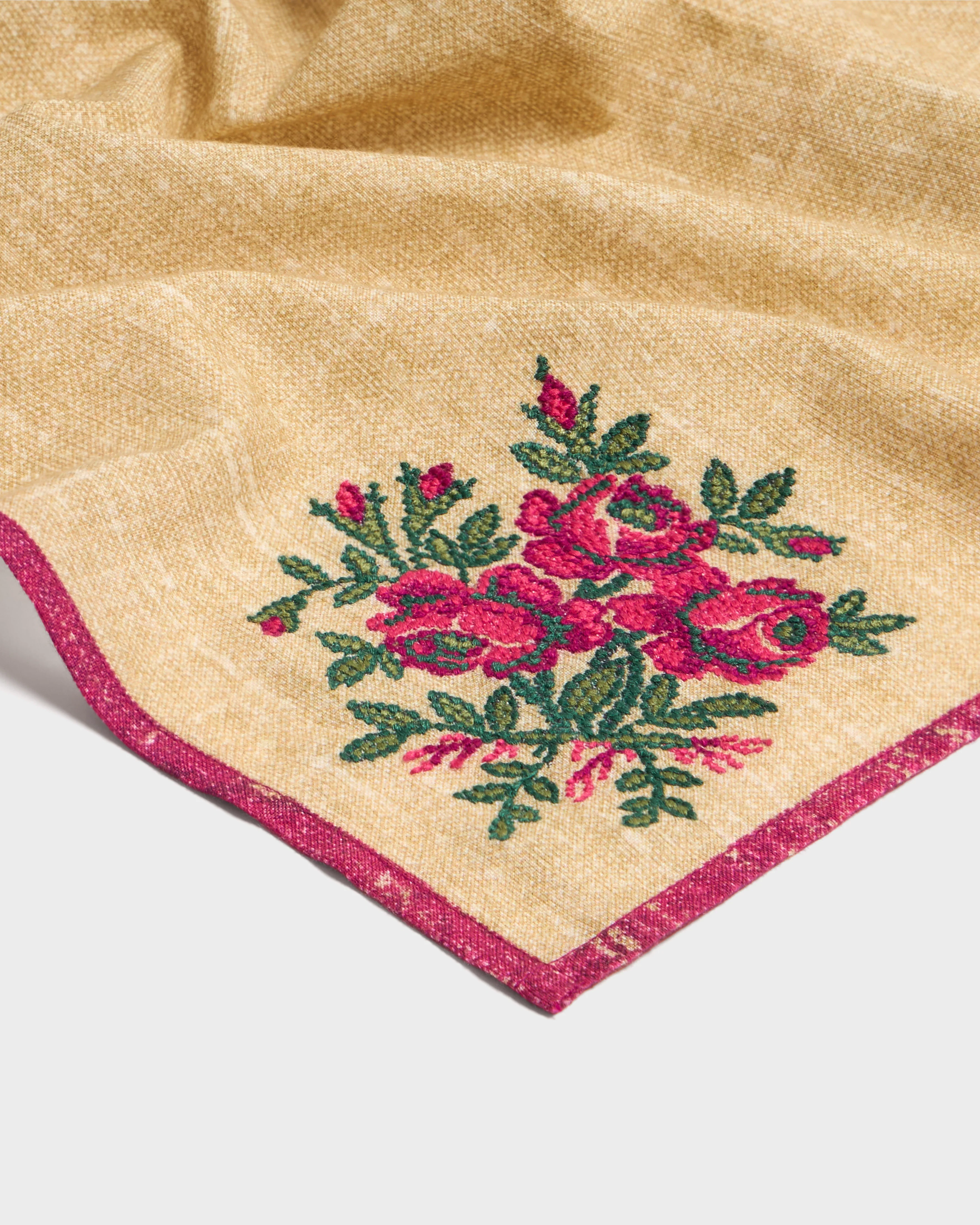 D'Ascoli Bess Hand-Embroidered Napkins (Set of 4) - Image 4