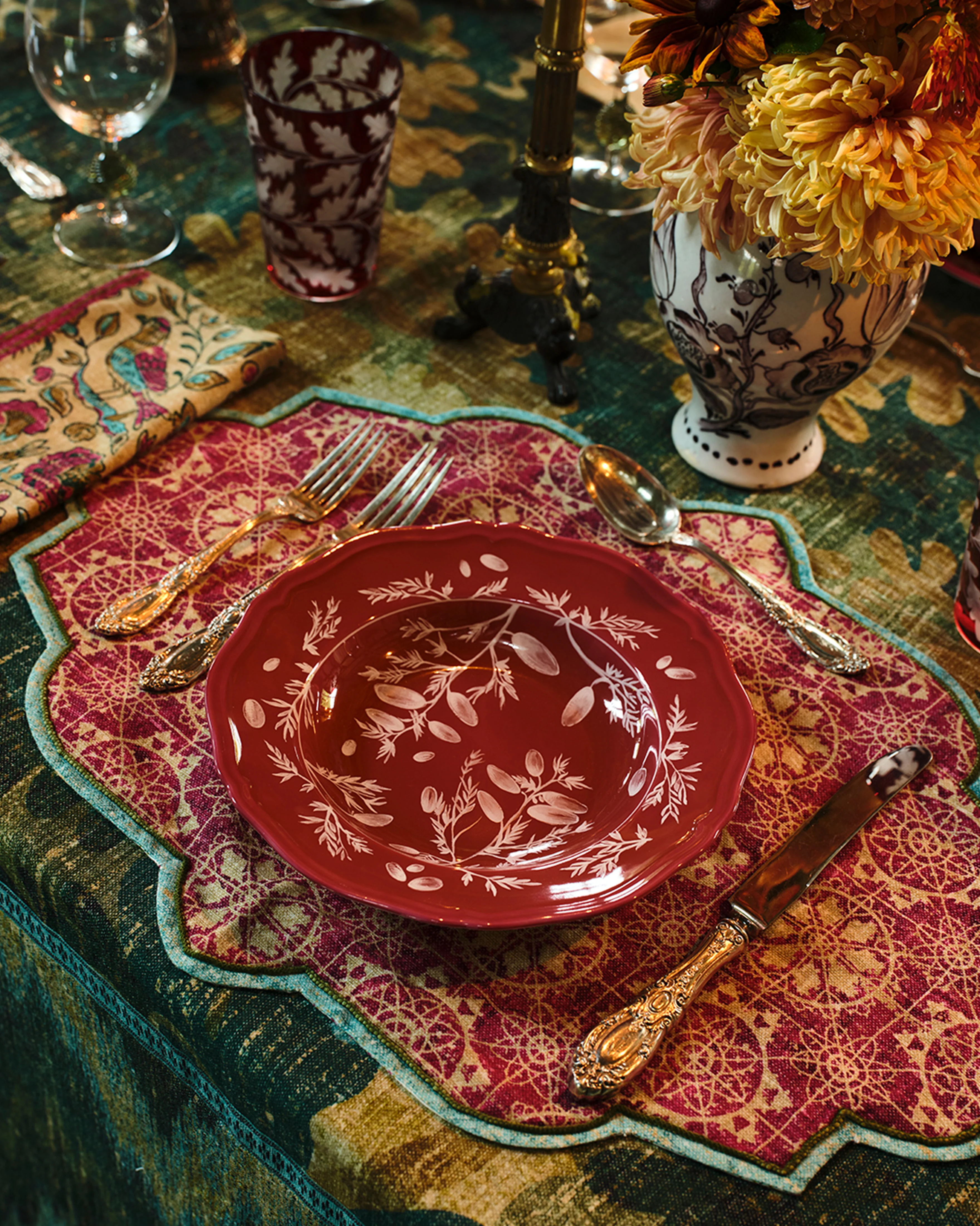 D'Ascoli Hardwick Reversible Linen Placemats (Set of 4) - Image 2