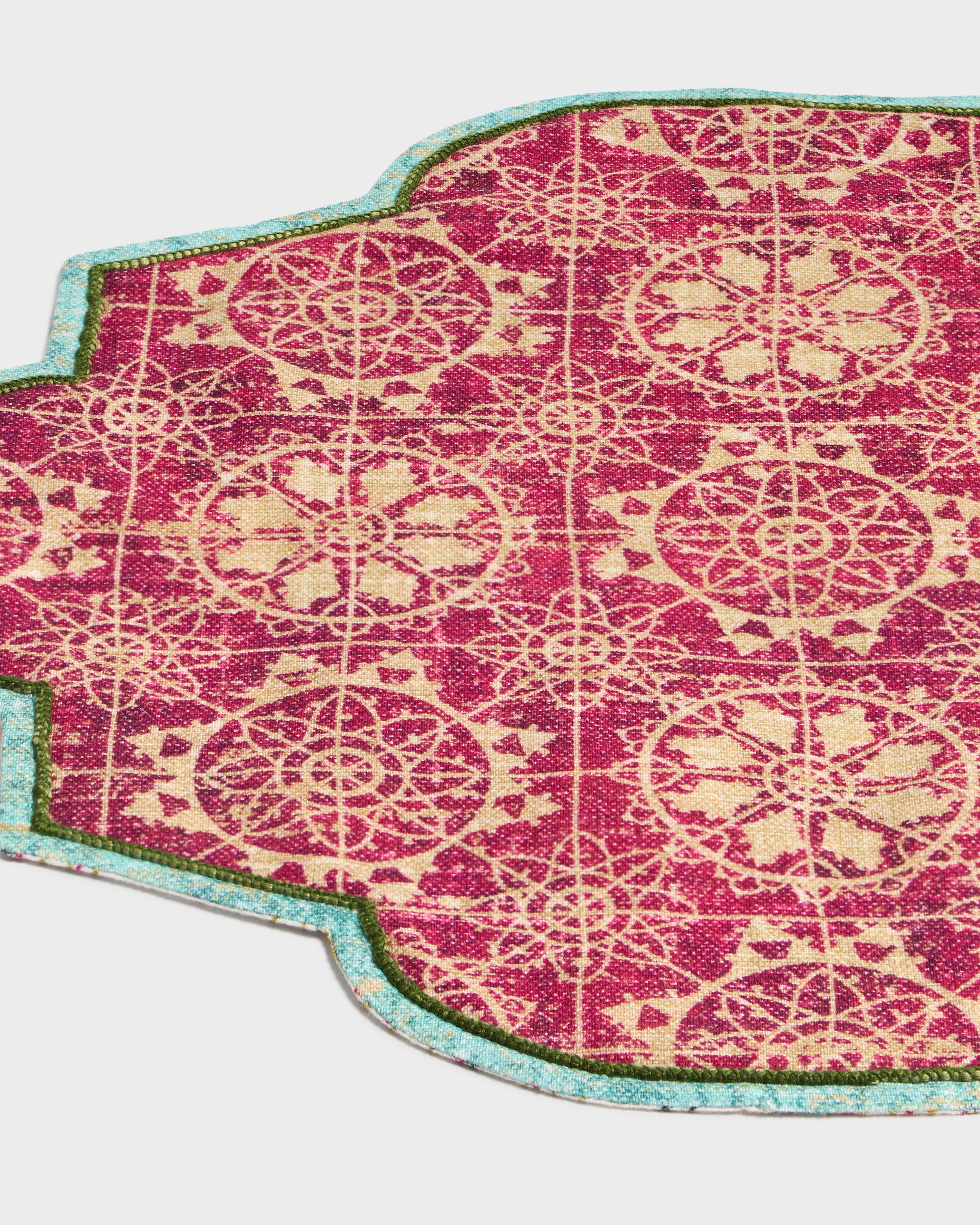 D'Ascoli Hardwick Reversible Linen Placemats (Set of 4) - Image 3