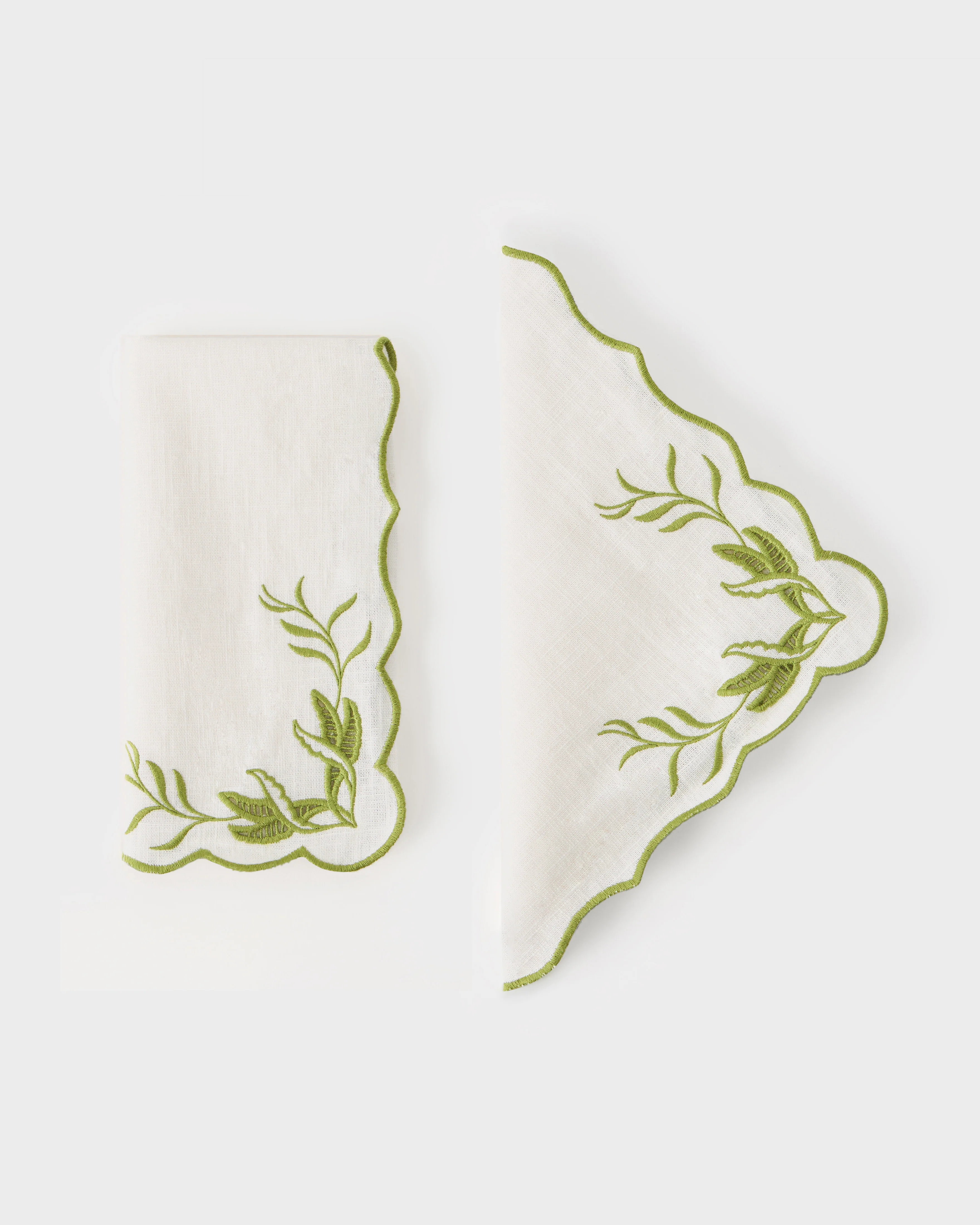 Destree x Cabana Embroidered Placemat and Napkin - Image 3