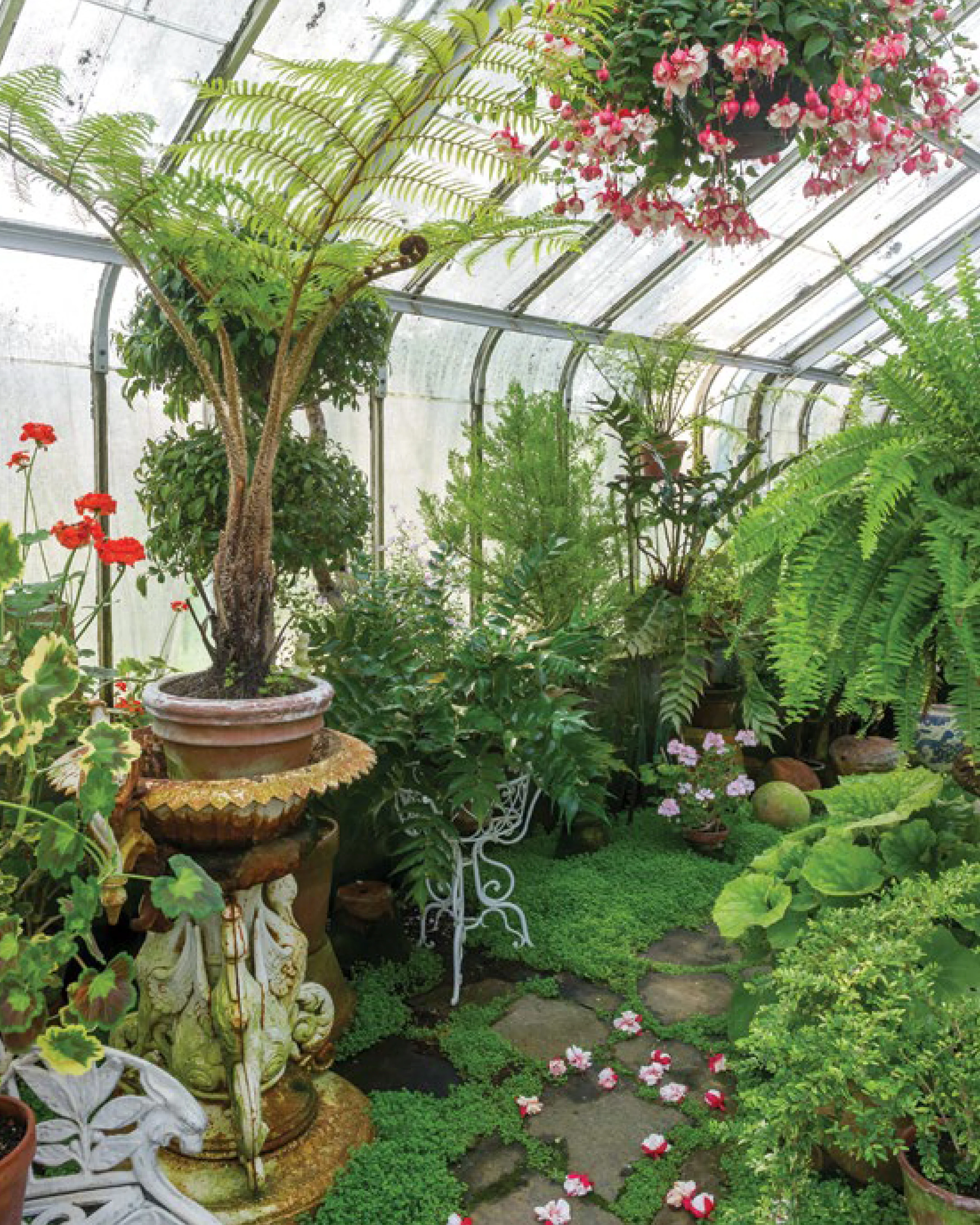 Flowering Outdoors: Gardens & Parties - Image 2