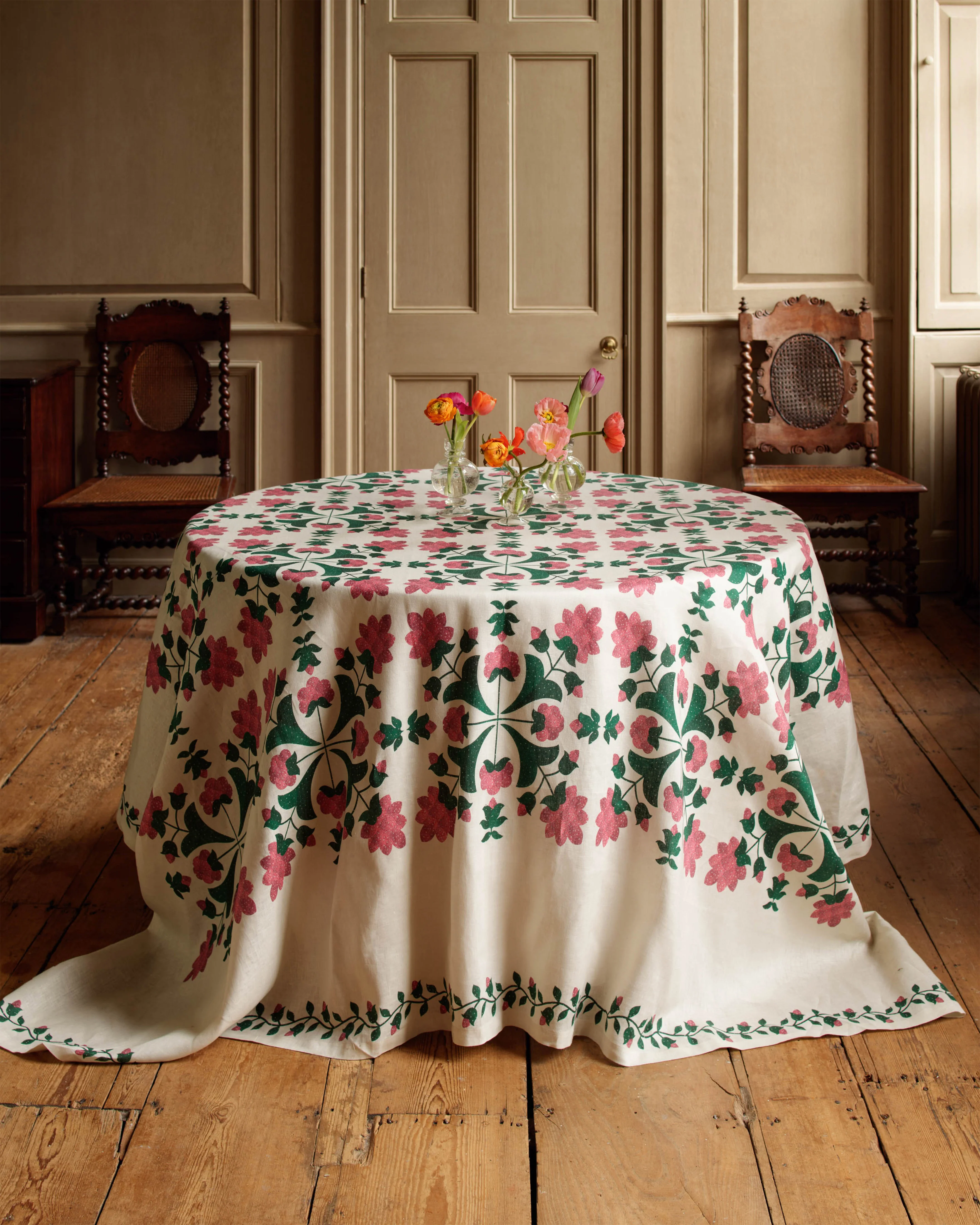 Garda Tablecloth, Square - Image 2