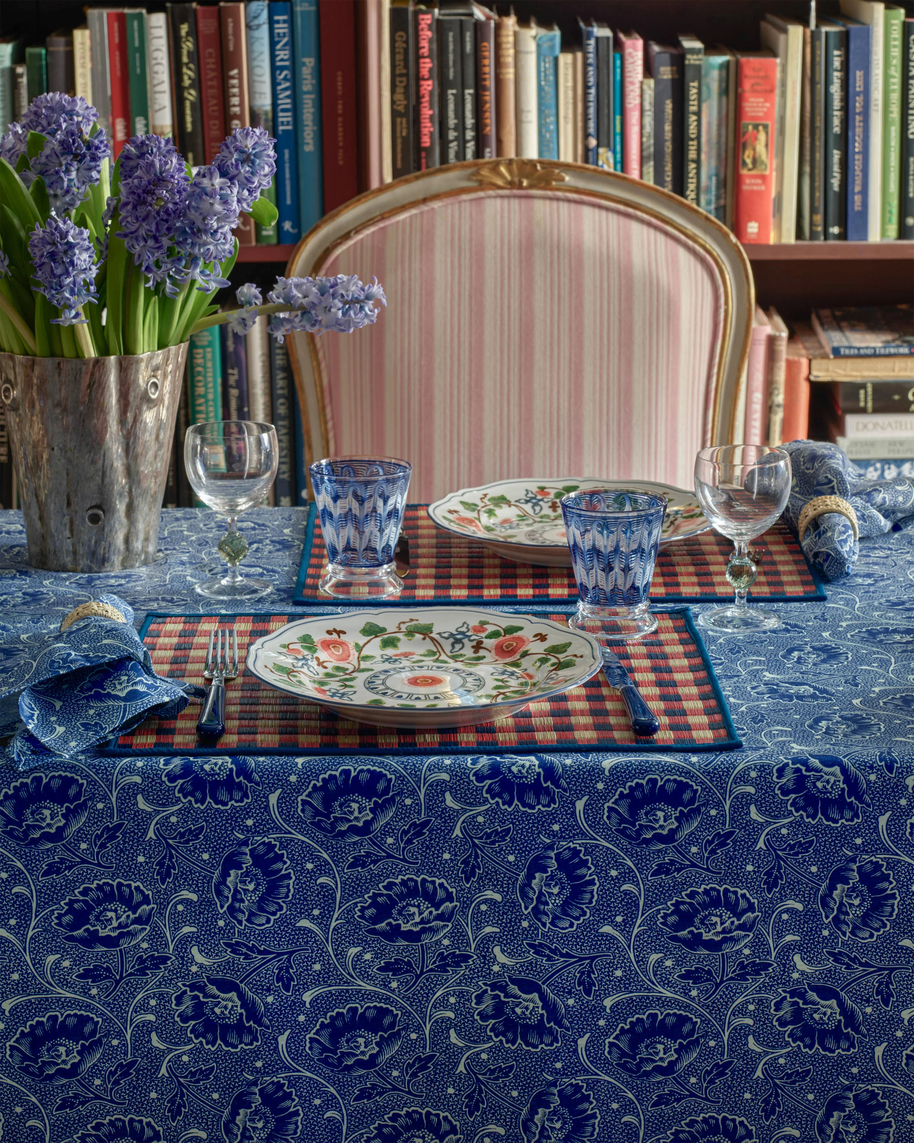 "Martina" Dinner Plate by Ginori 1735 - Image 5