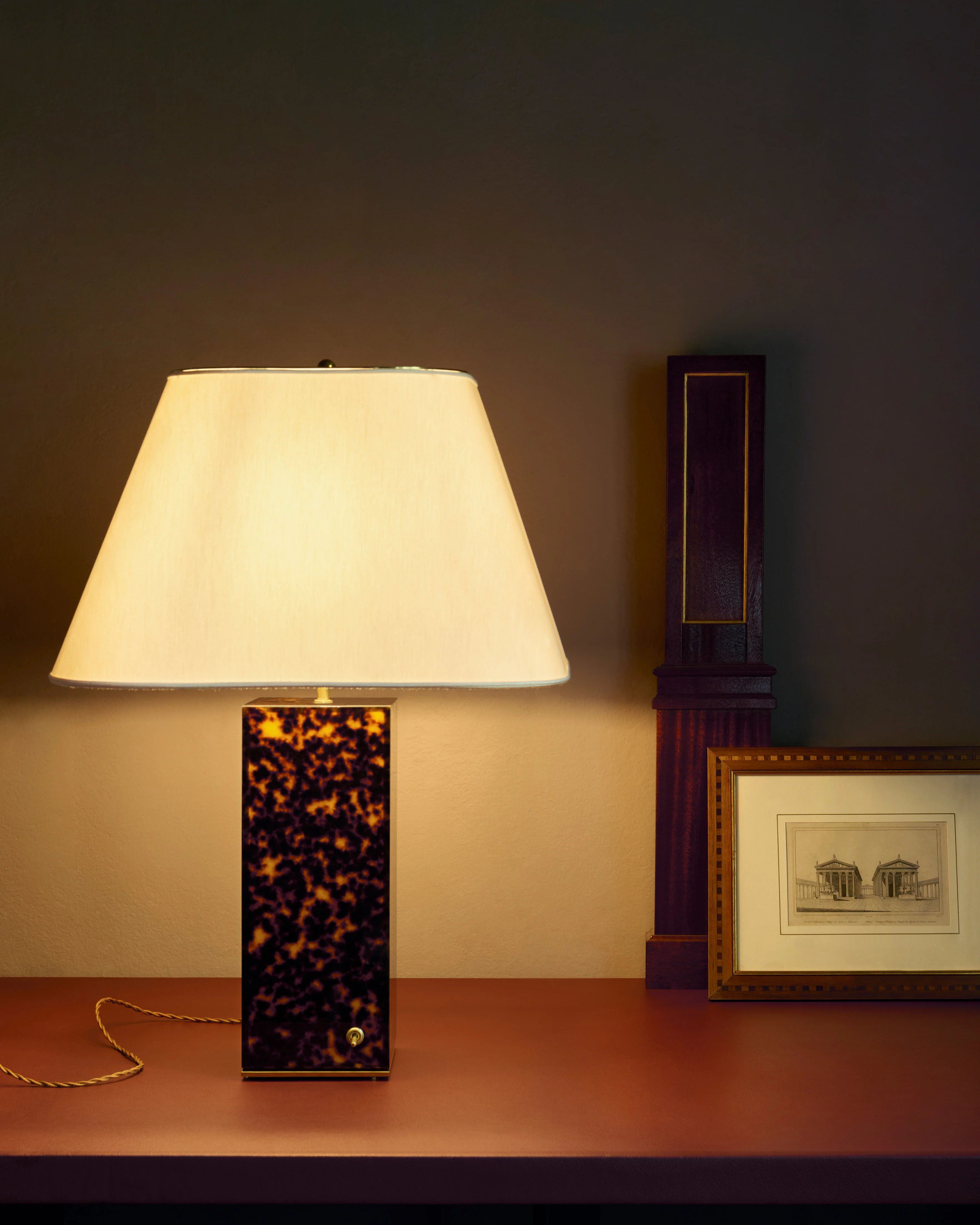 Giuseppe Porcelli Table Lamp in Tortoiseshell and White Lampshade, GP05A - Image 3