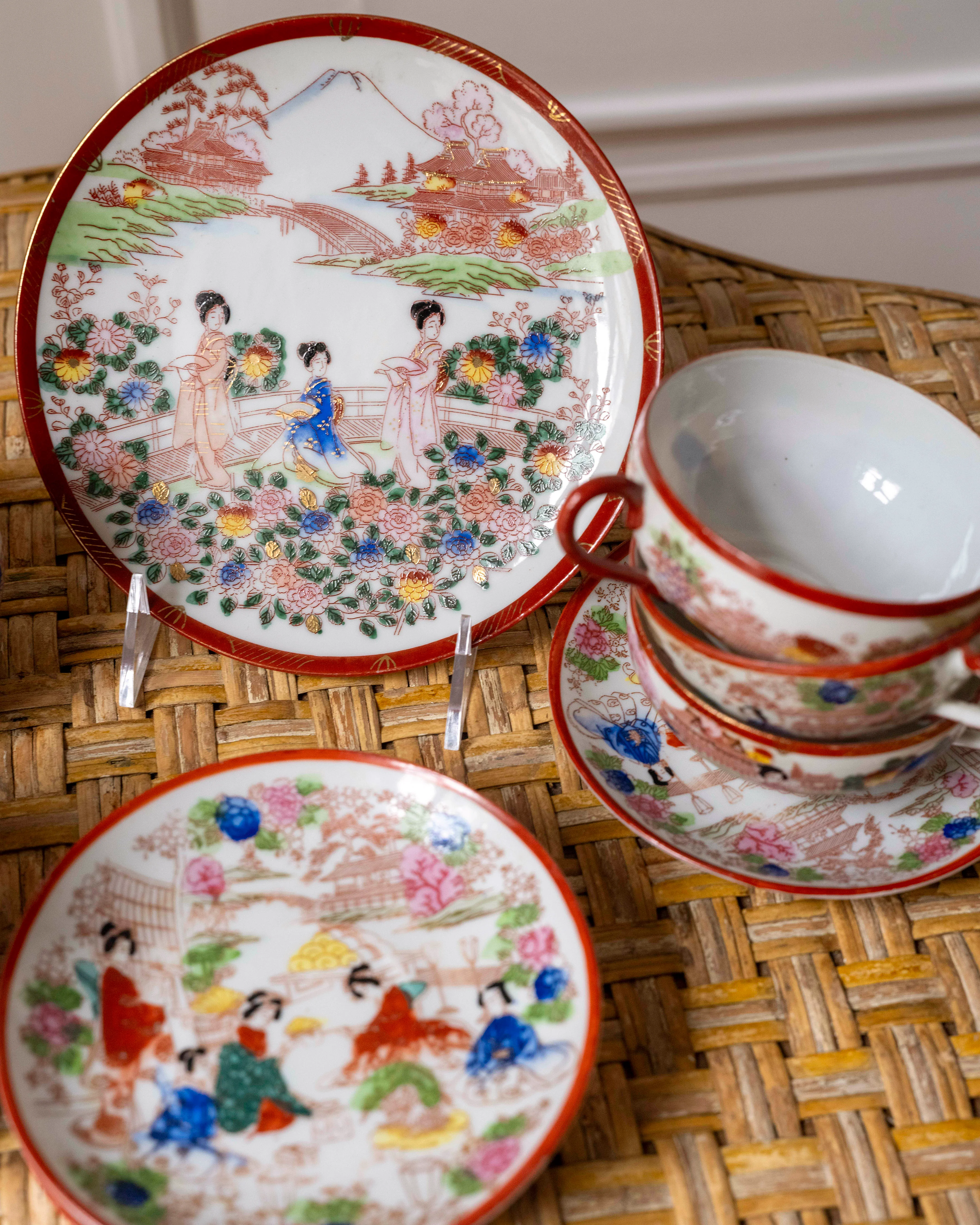 Japanese Porcelain Floral Tea Service - Image 2