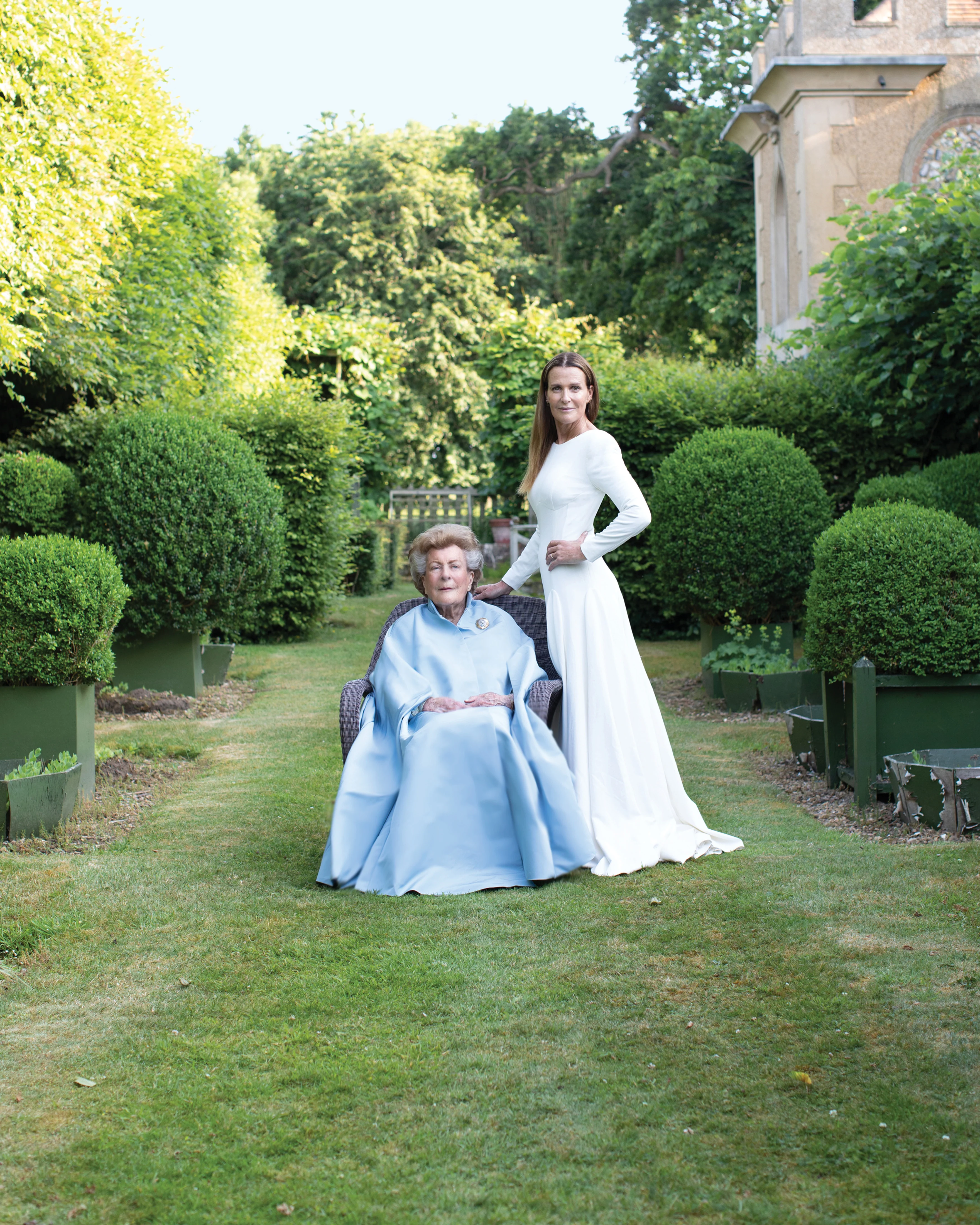 Lady Pamela: My Mother's Extraordinary Years as Daughter to the Viceroy of India, Lady-in-Waiting to the Queen, and Wife of David Hicks - Image 7