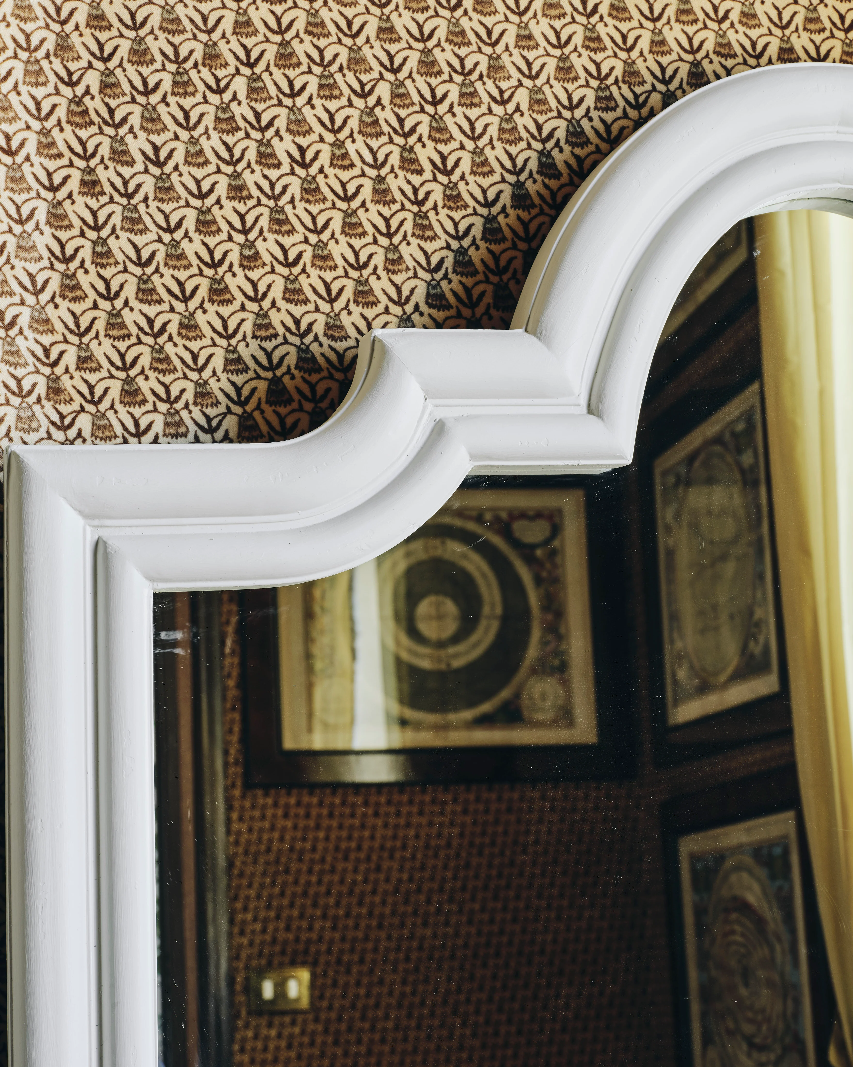 Large Scalloped-Top Mirror - Image 3