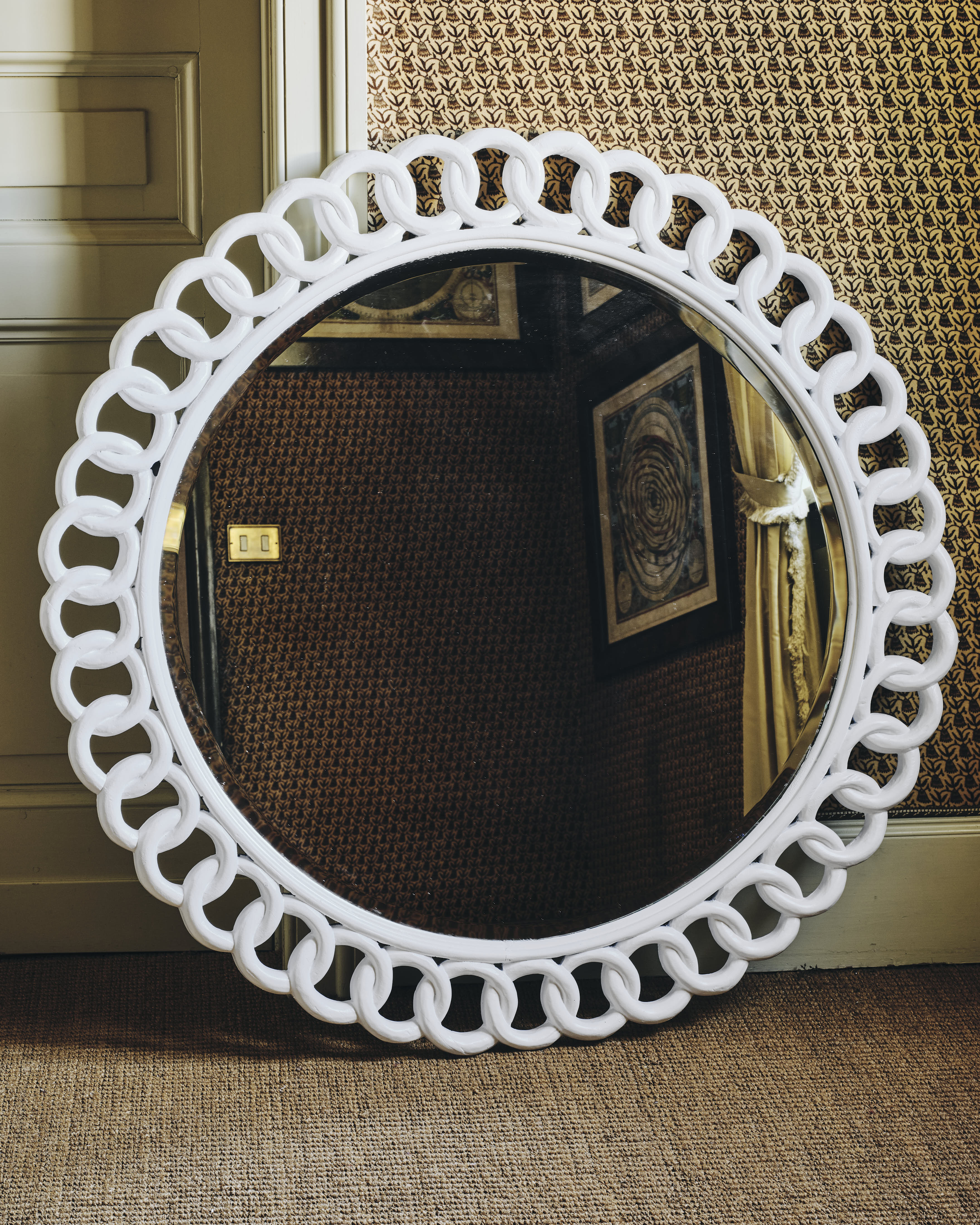 Large Carved Chain-Link Round Mirror