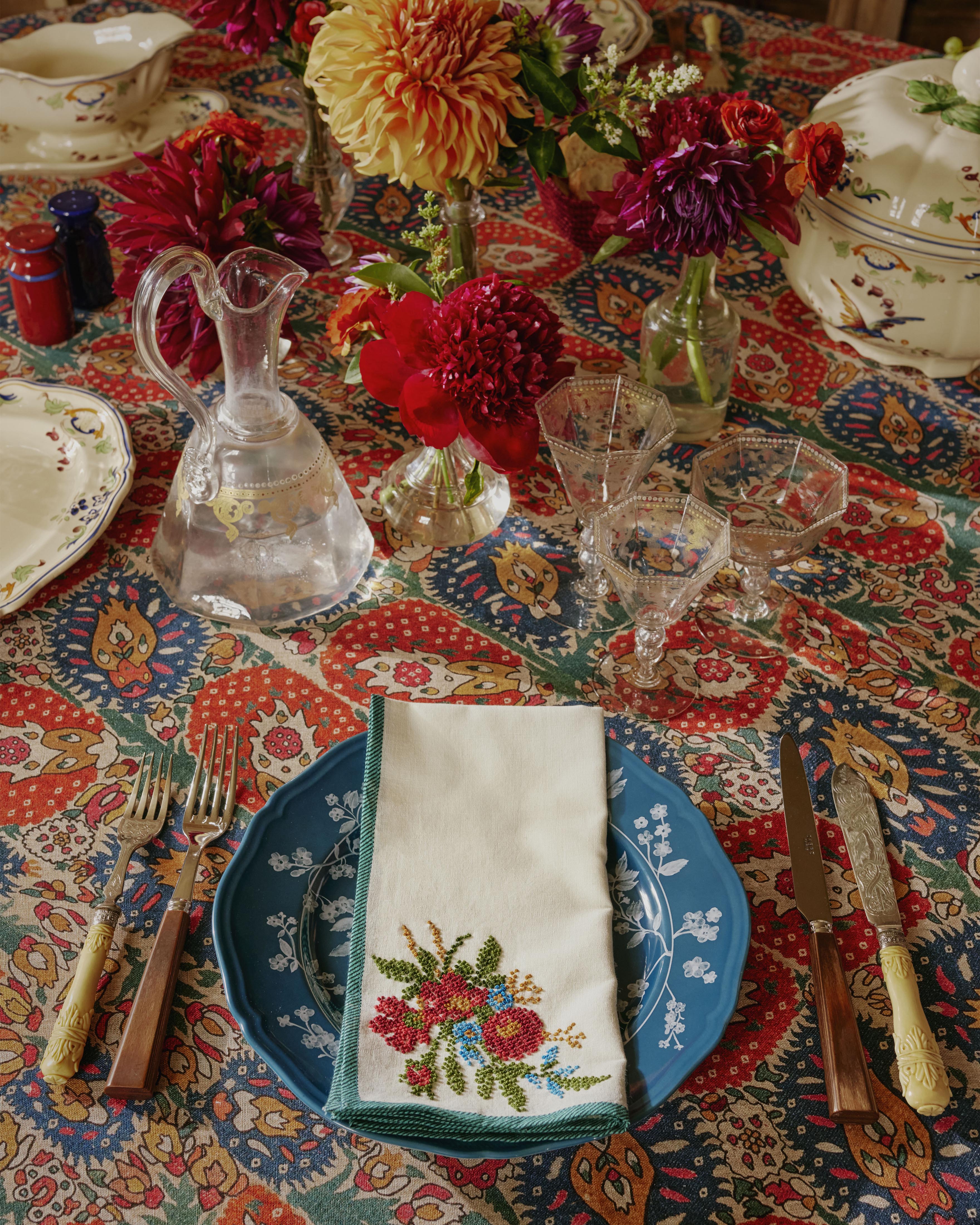 D'Ascoli Layla Embroidered Napkins (Set of 4) - Image 4