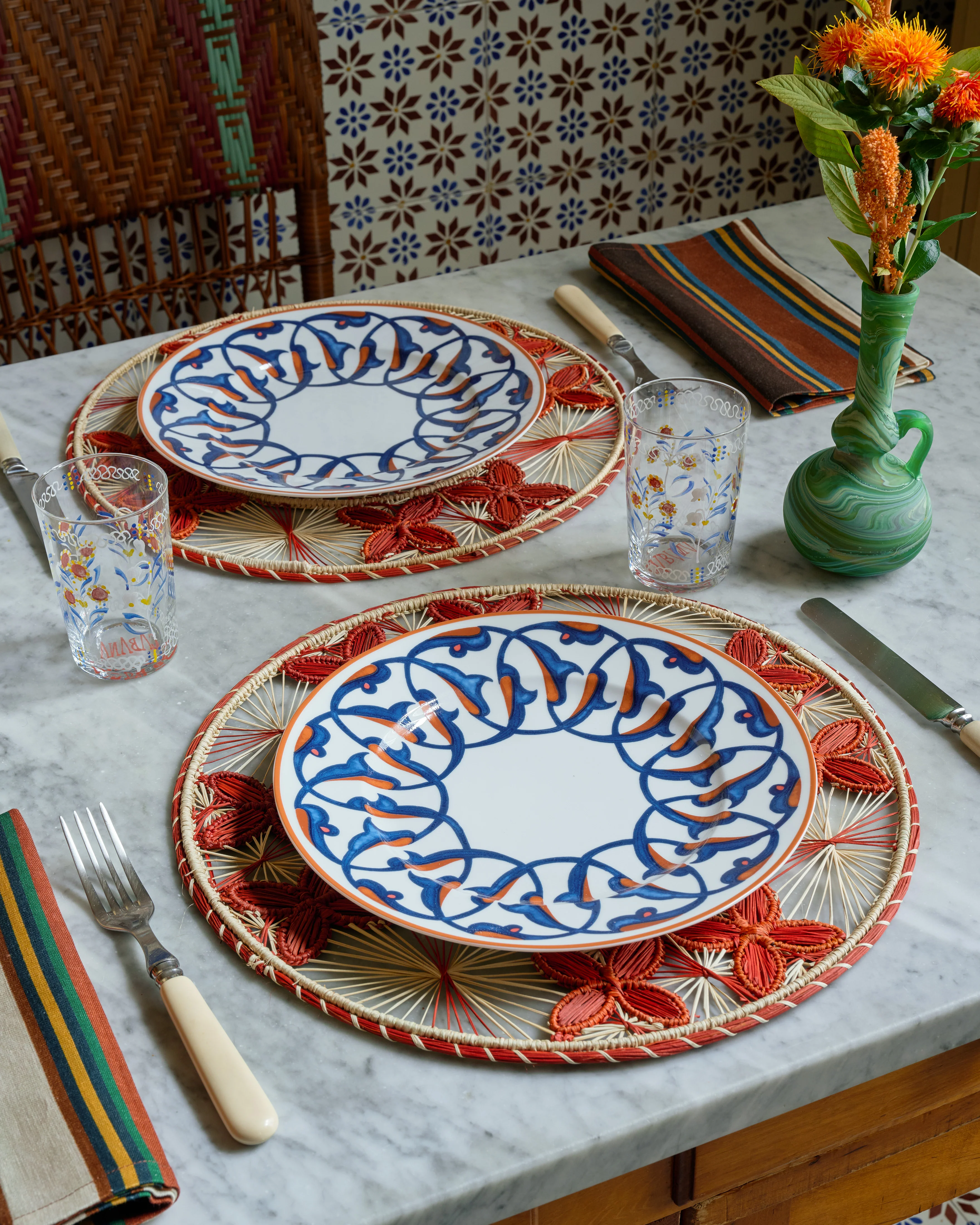 Louloudi Woven Placemat, Burgundy and Natural - Image 3