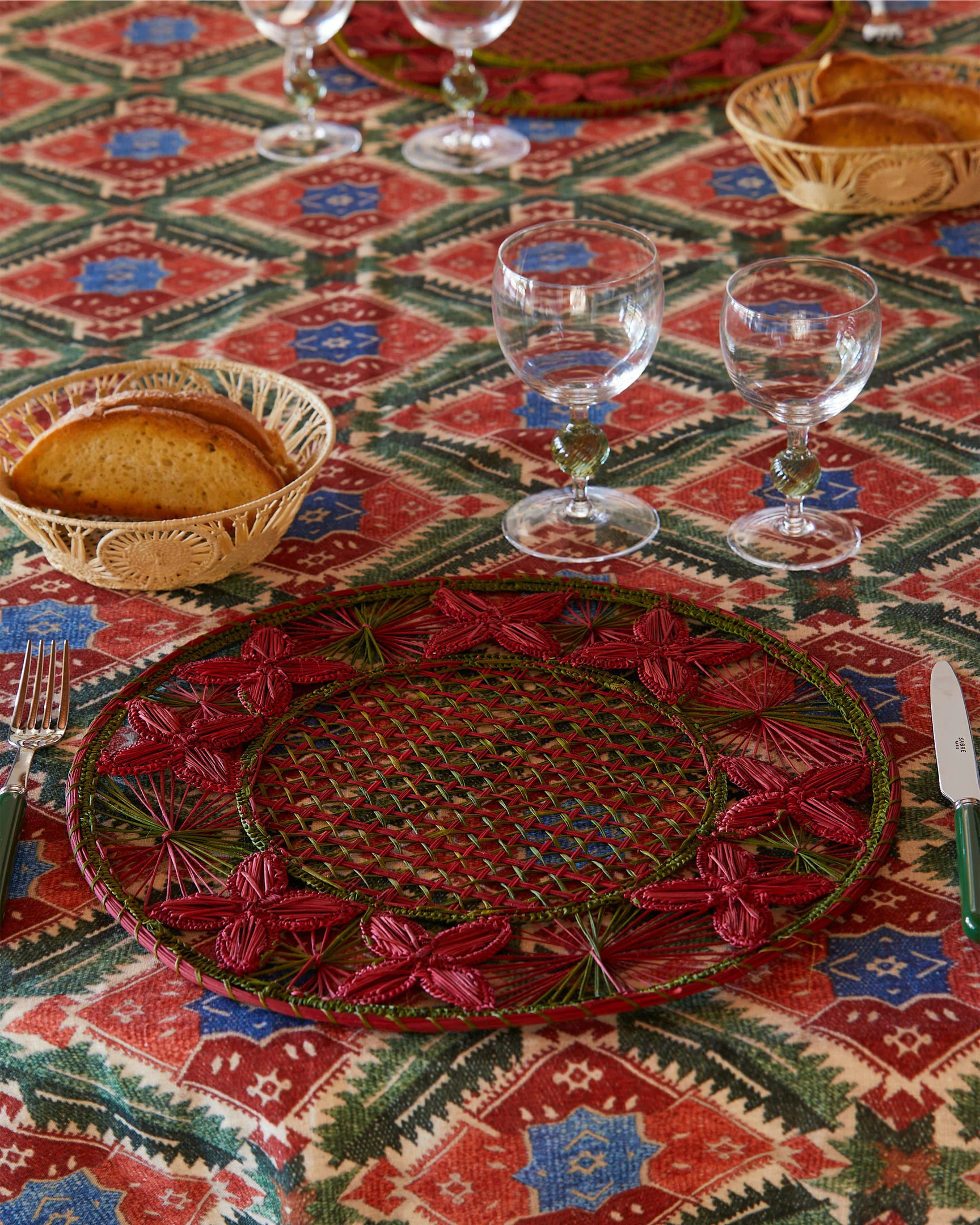 Louloudi Woven Placemat, Burgundy - Image 4
