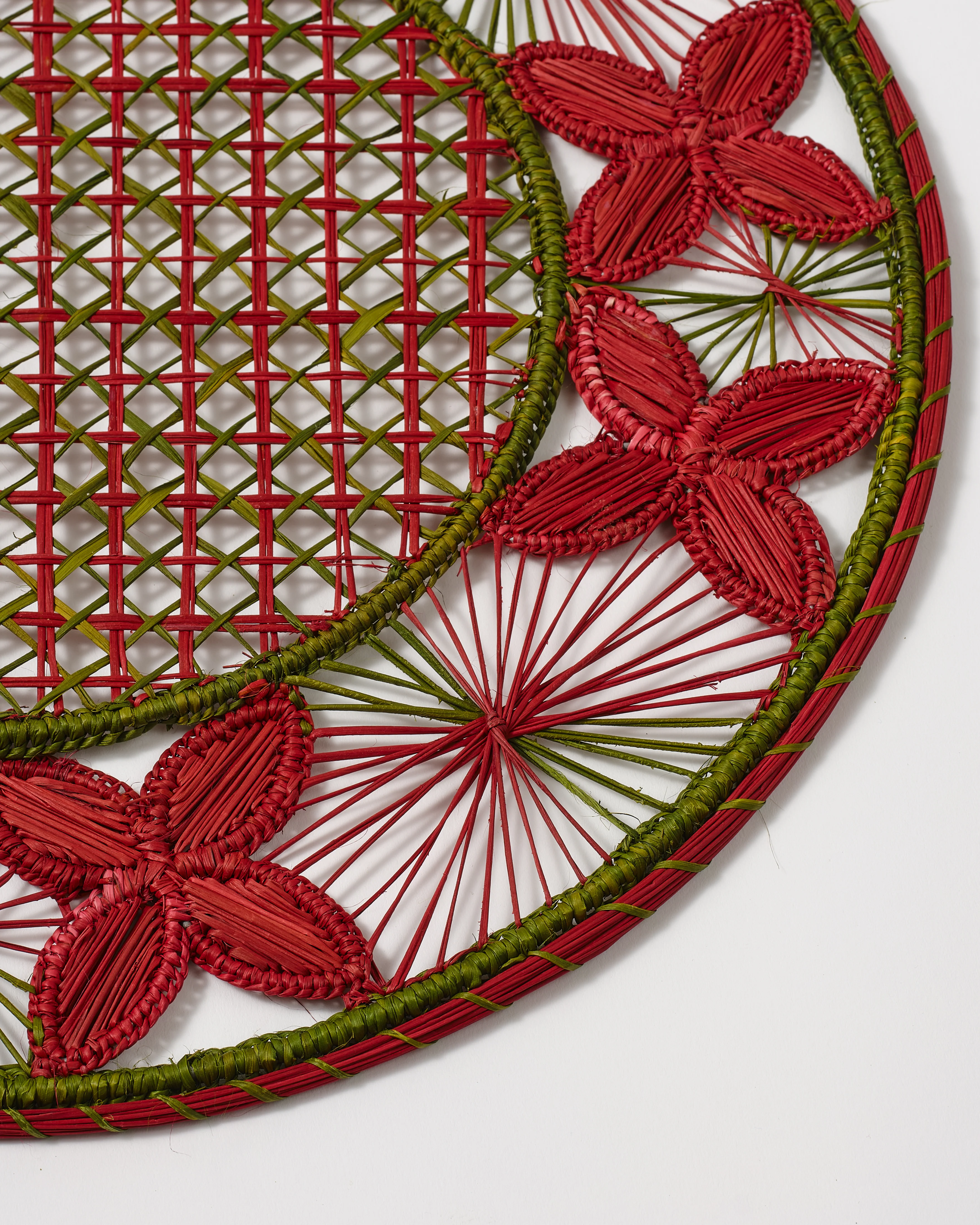 Louloudi Woven Placemat, Burgundy - Image 5