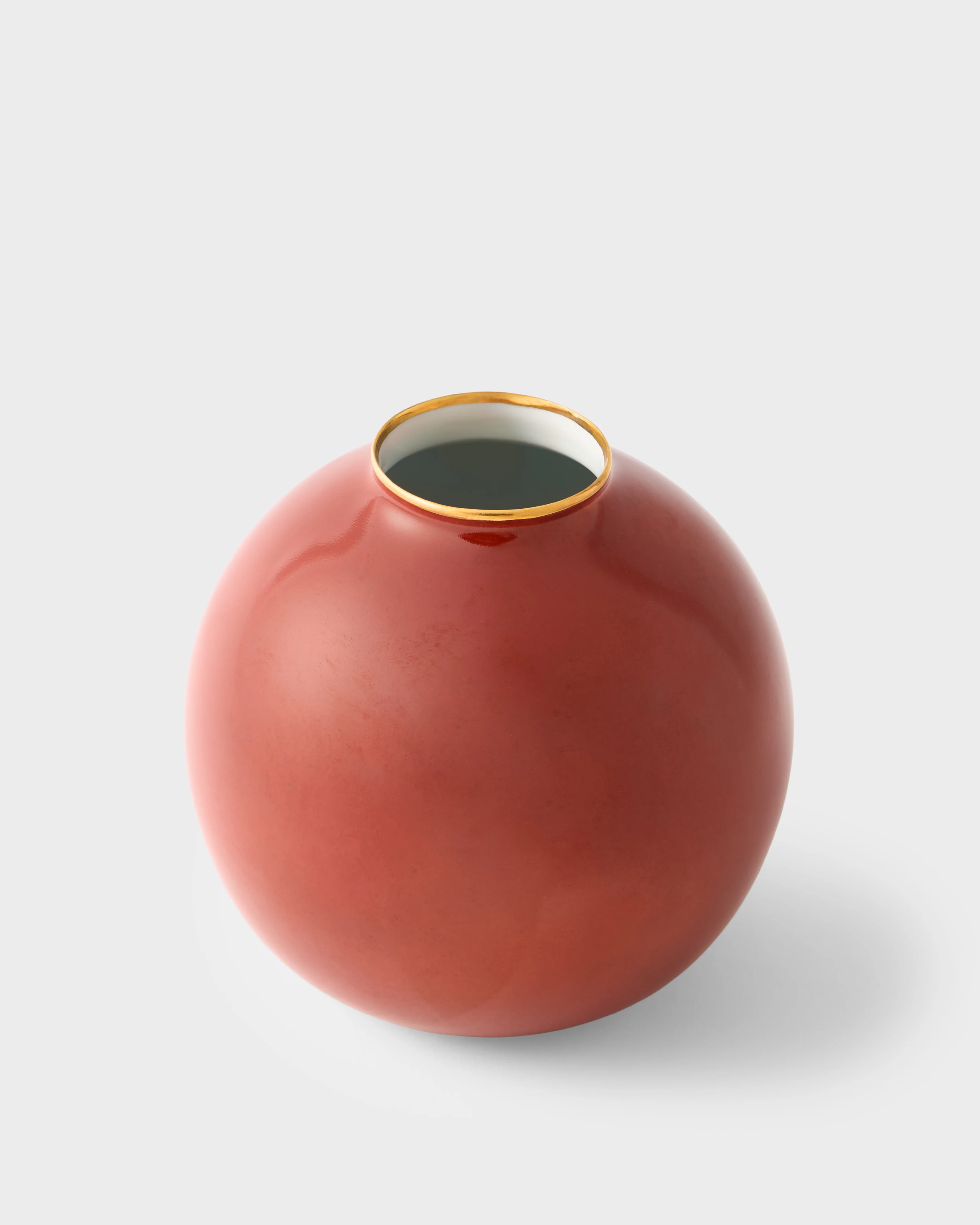 Matilde Porcelain Round Vase Red - Image 3