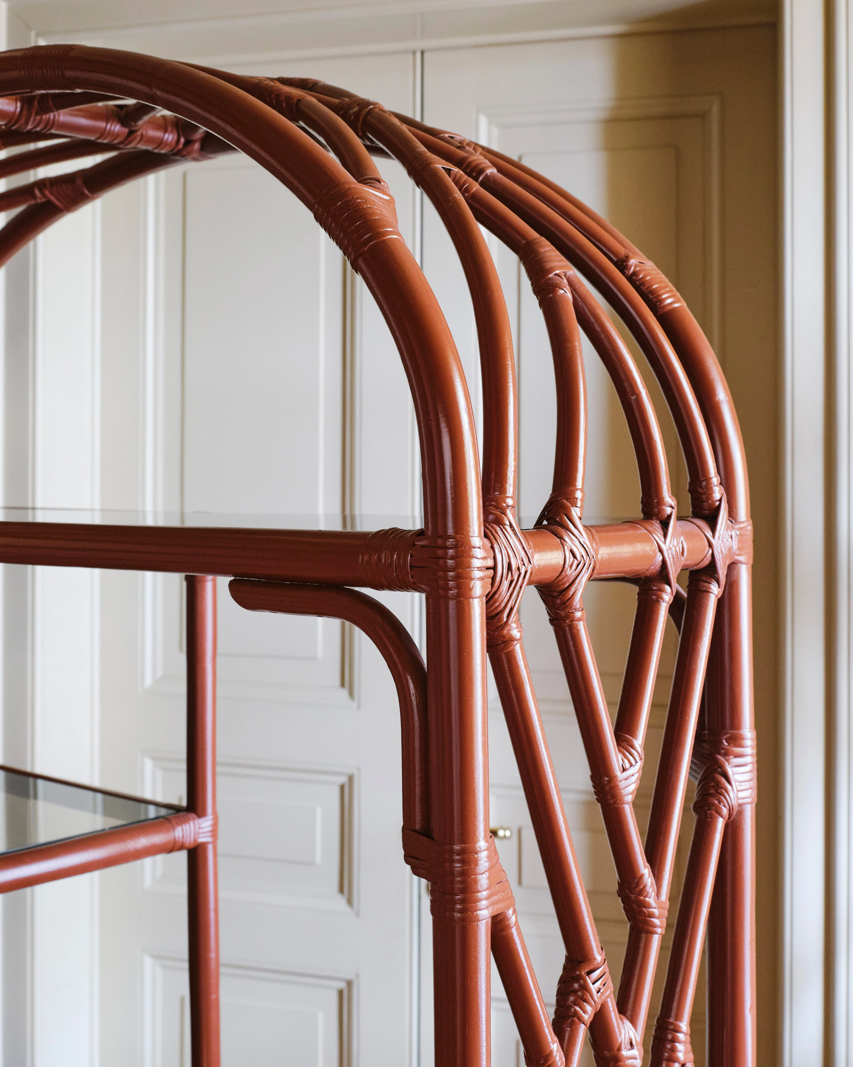 Pair of Faux-Bamboo Arched Bookshelves - Image 4