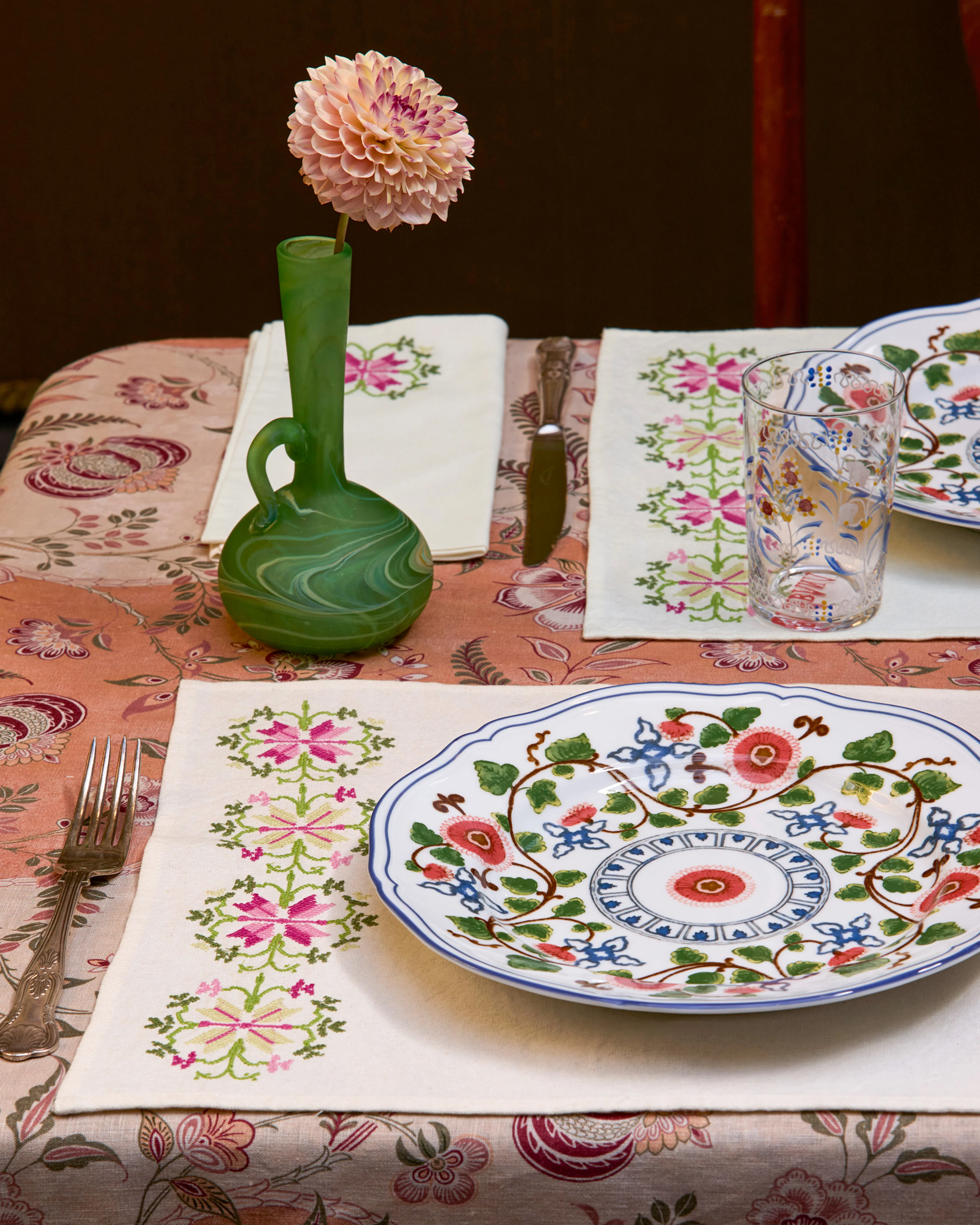 Rohida Embroidered Placemat, Pink and Green (Set of 2) - Image 2