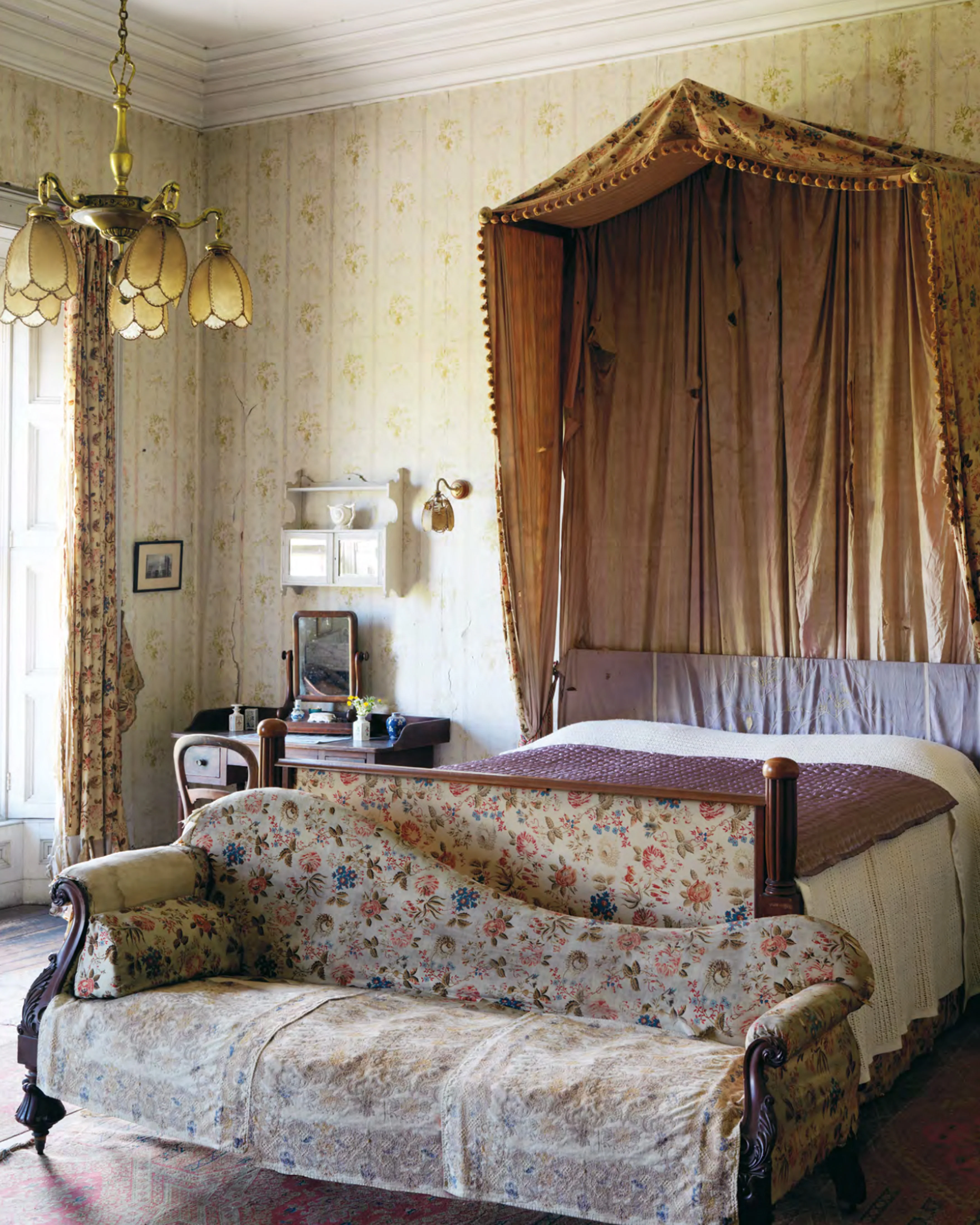 Romantic Irish Homes - Image 4