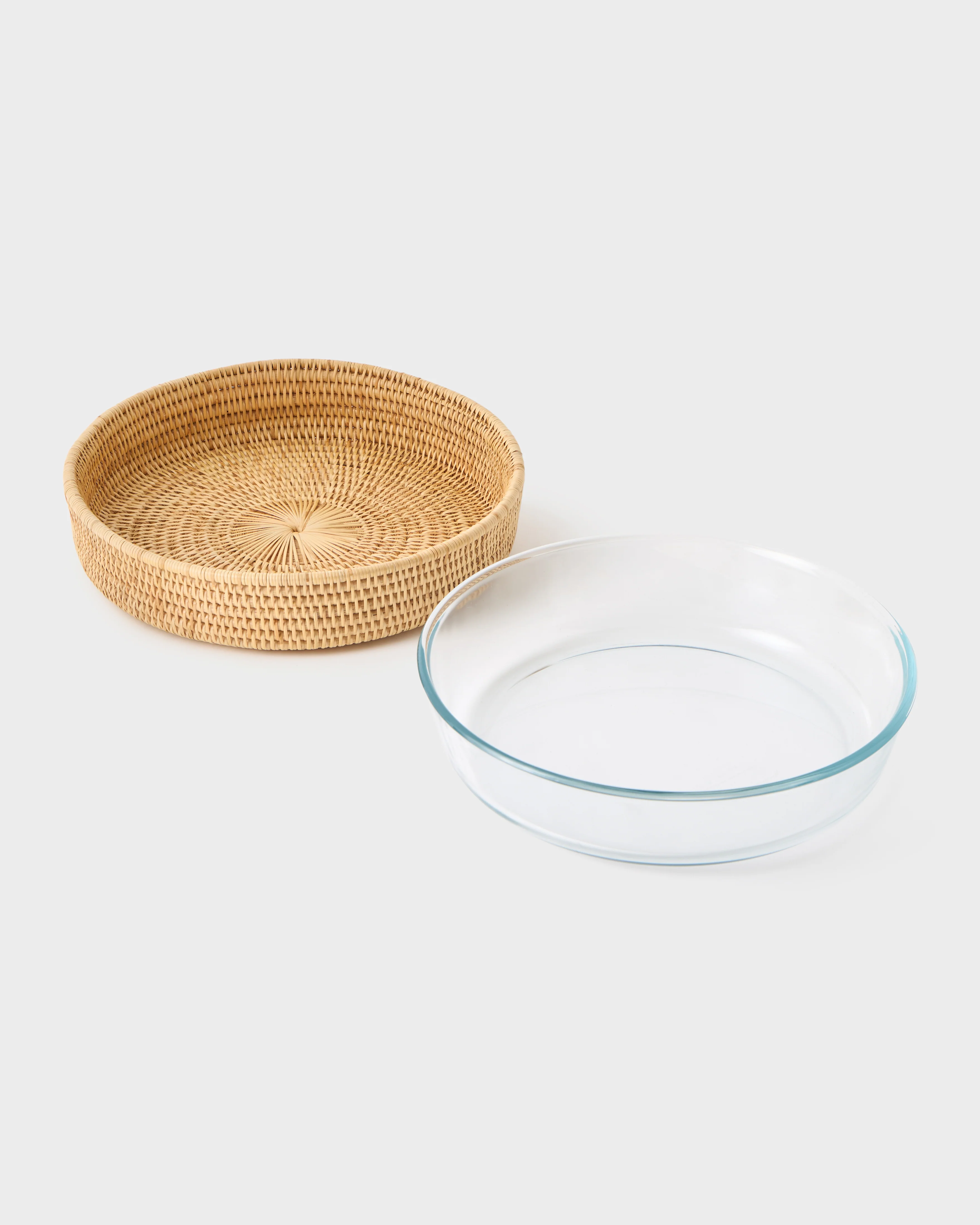 Rattan Sabbia and Glass Baking Dish, Round - Image 2