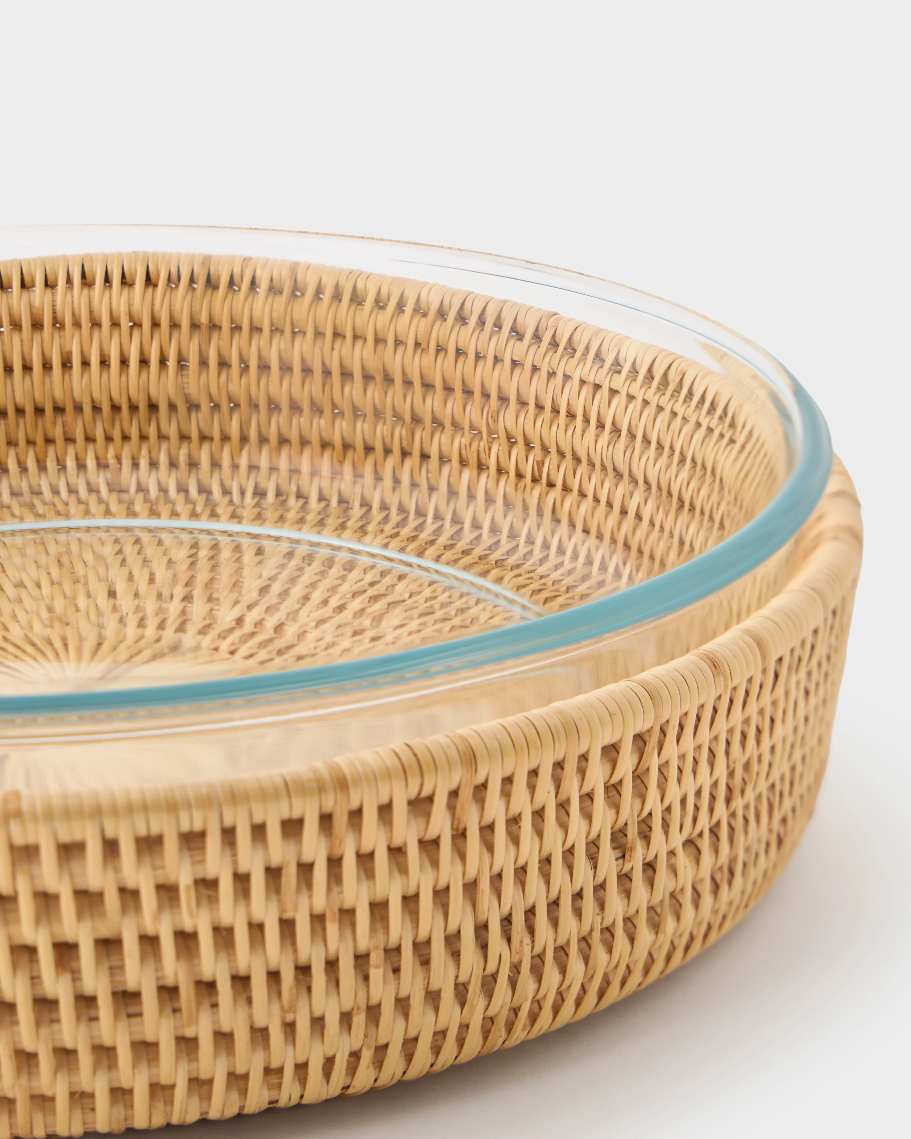Rattan Sabbia and Glass Baking Dish, Round - Image 5