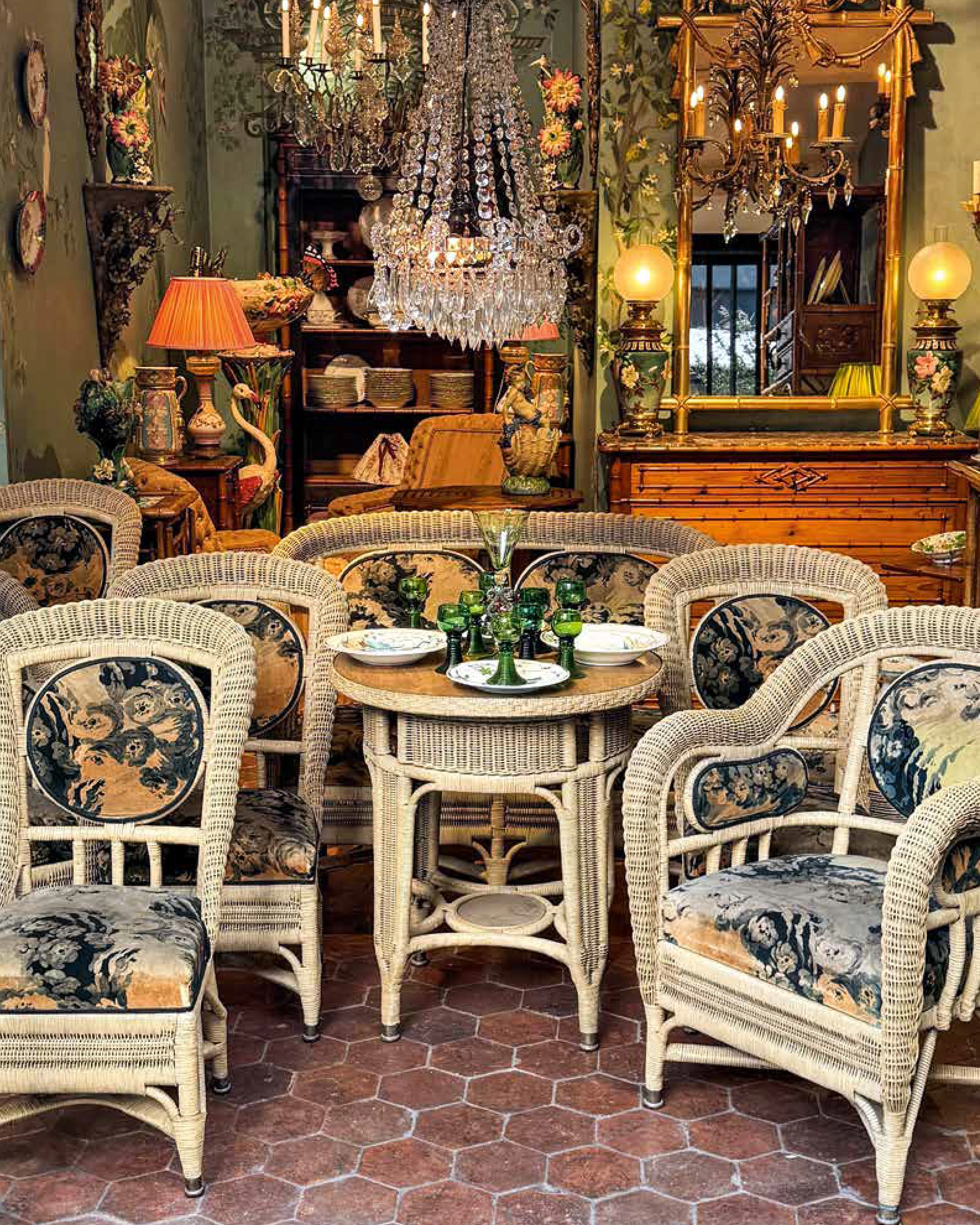 The Art of Antiquing in France - Image 2