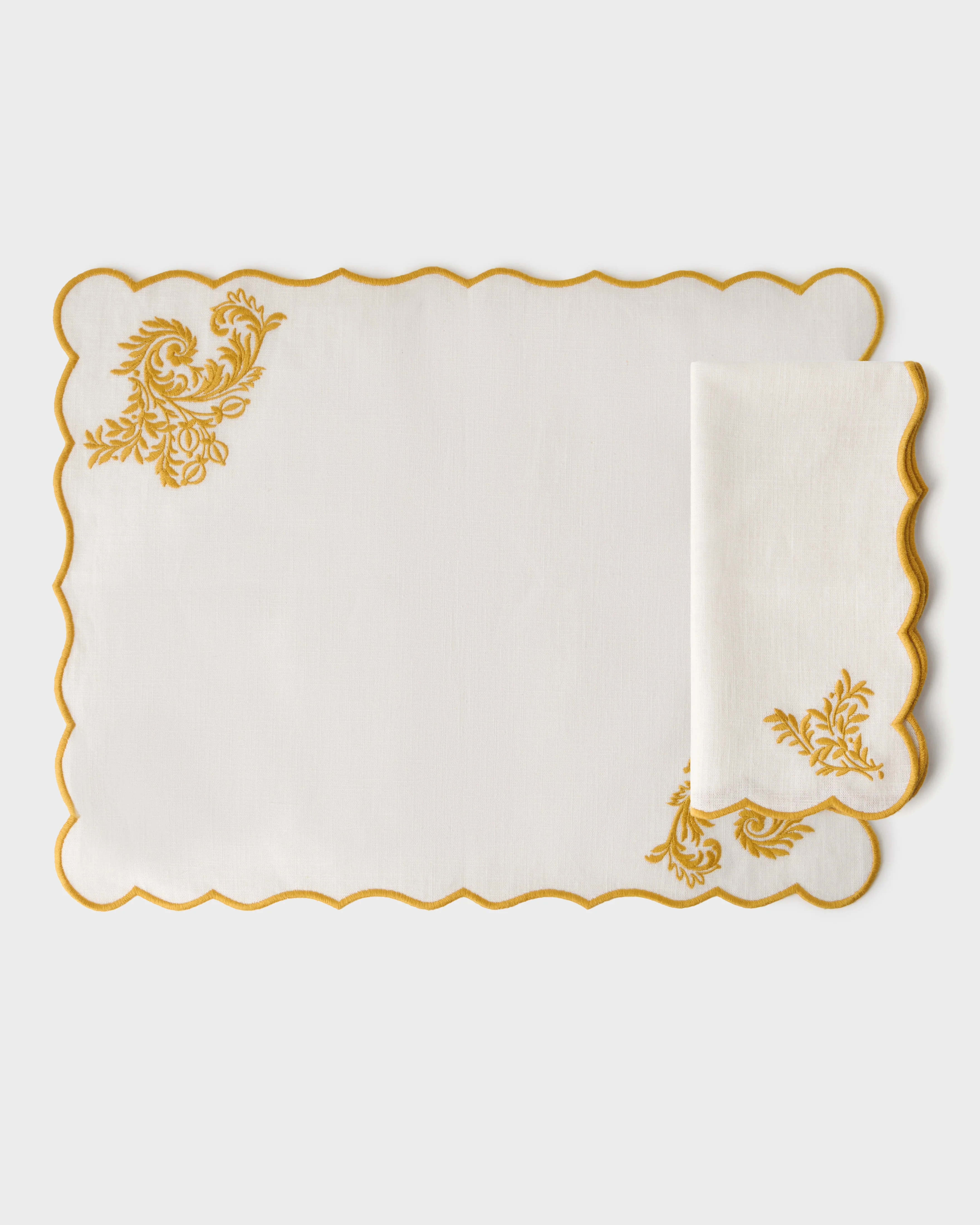 The Botanica Embroidered Yellow Placemat and Napkin Set
