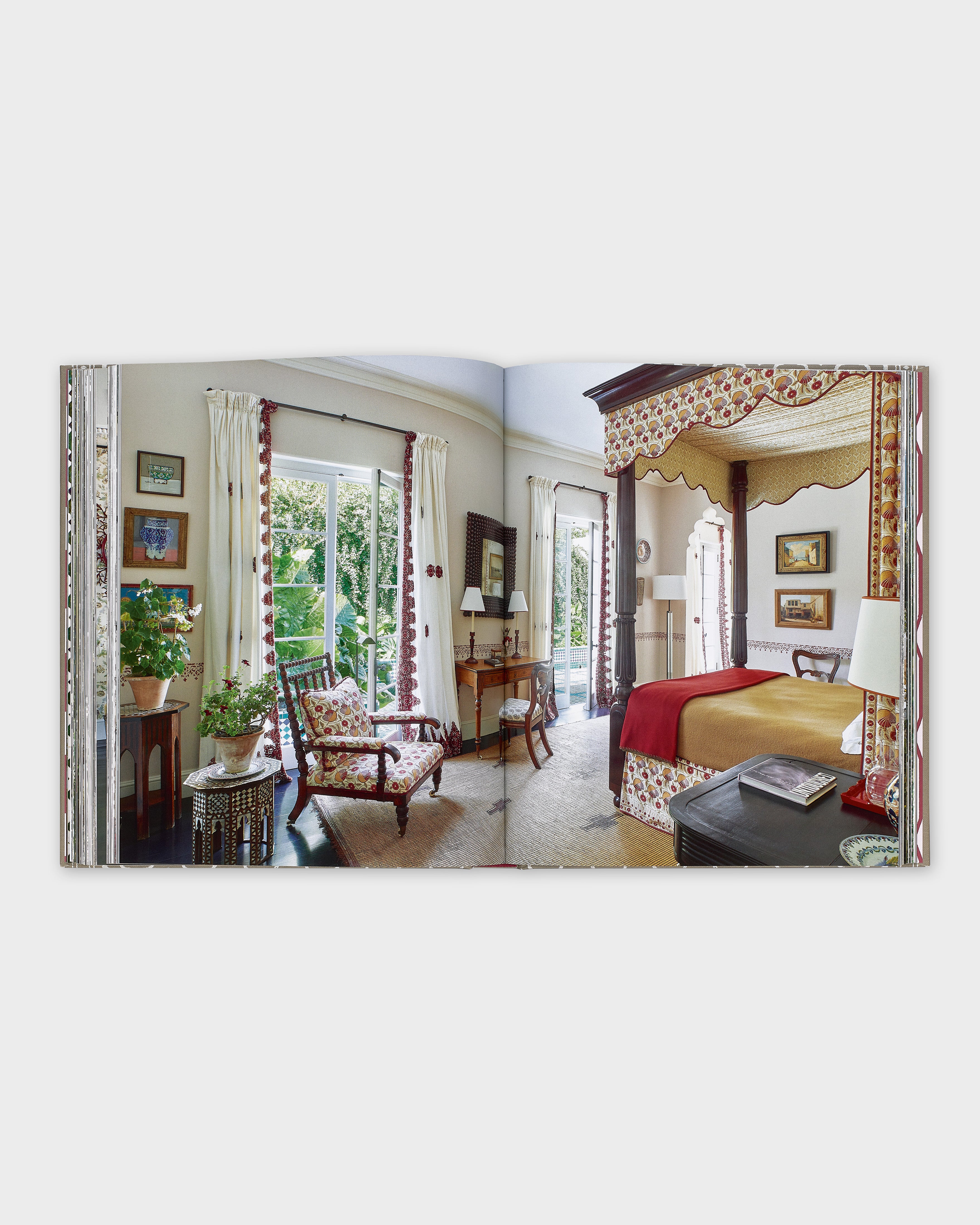 Veere Grenney: Seeking Beauty - Image 3