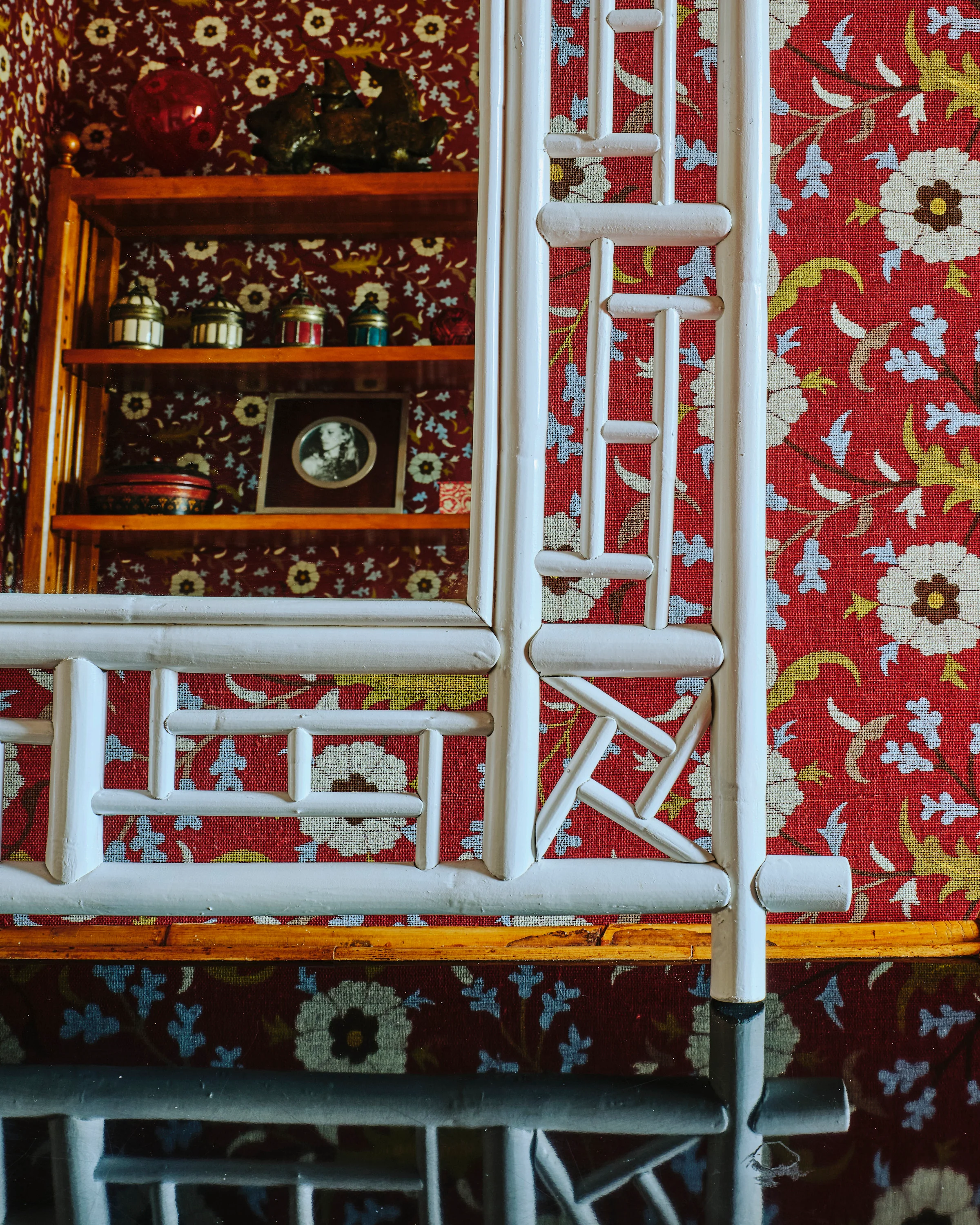 White Chinese Lattice Mirror - Image 2
