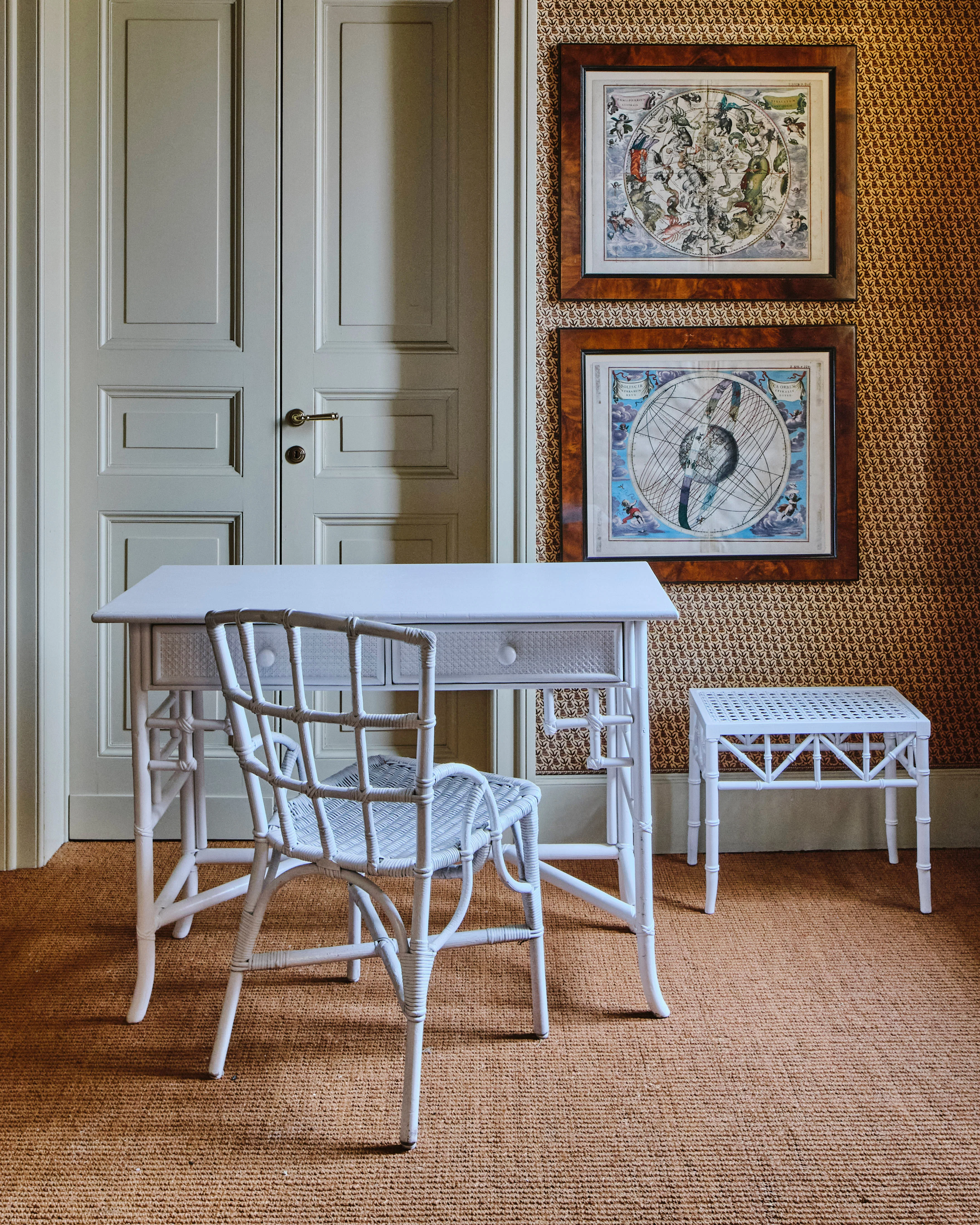 White Chinoiserie Dressing Table Set