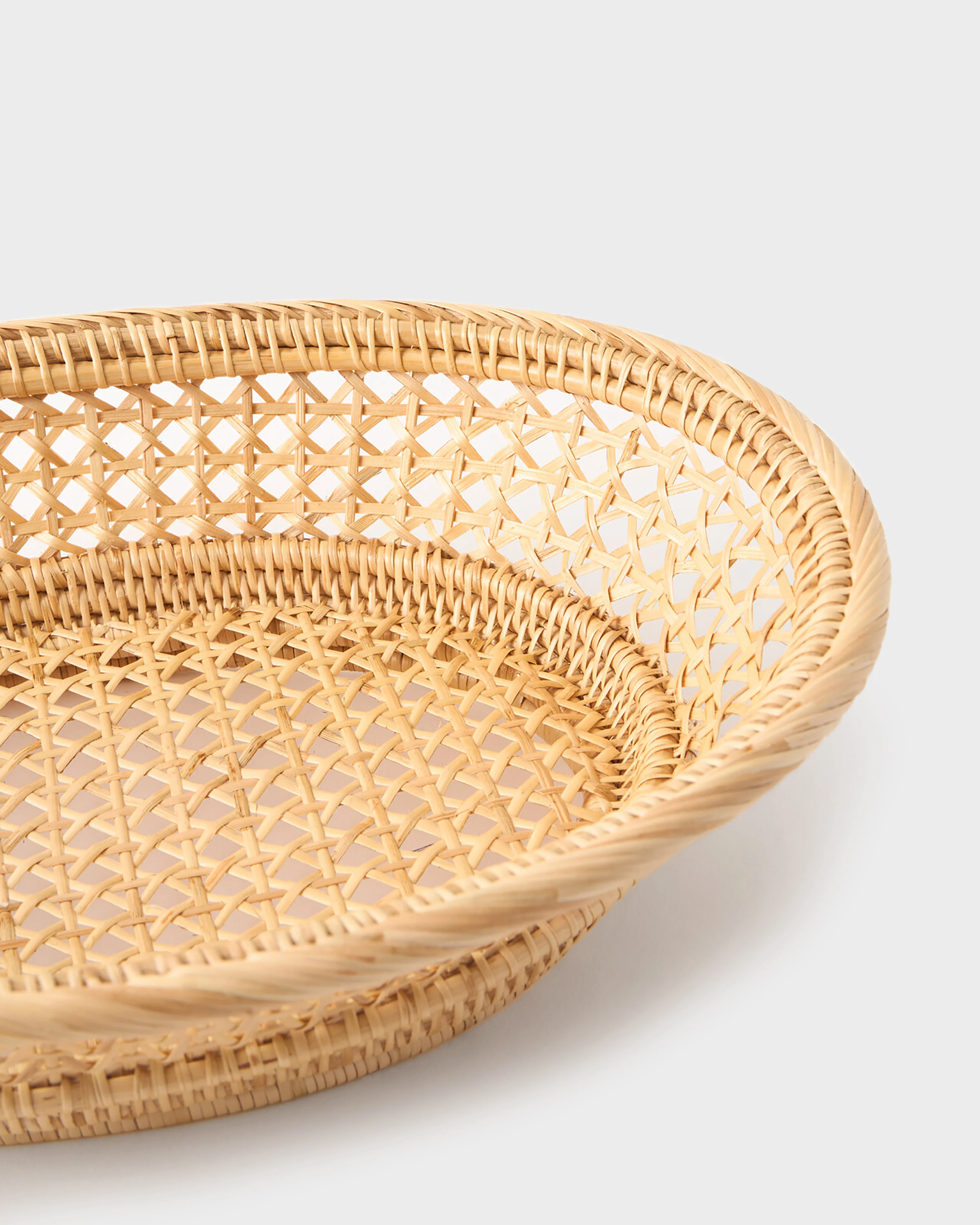 Rattan Sabbia Basket Oval, Large - Image 3