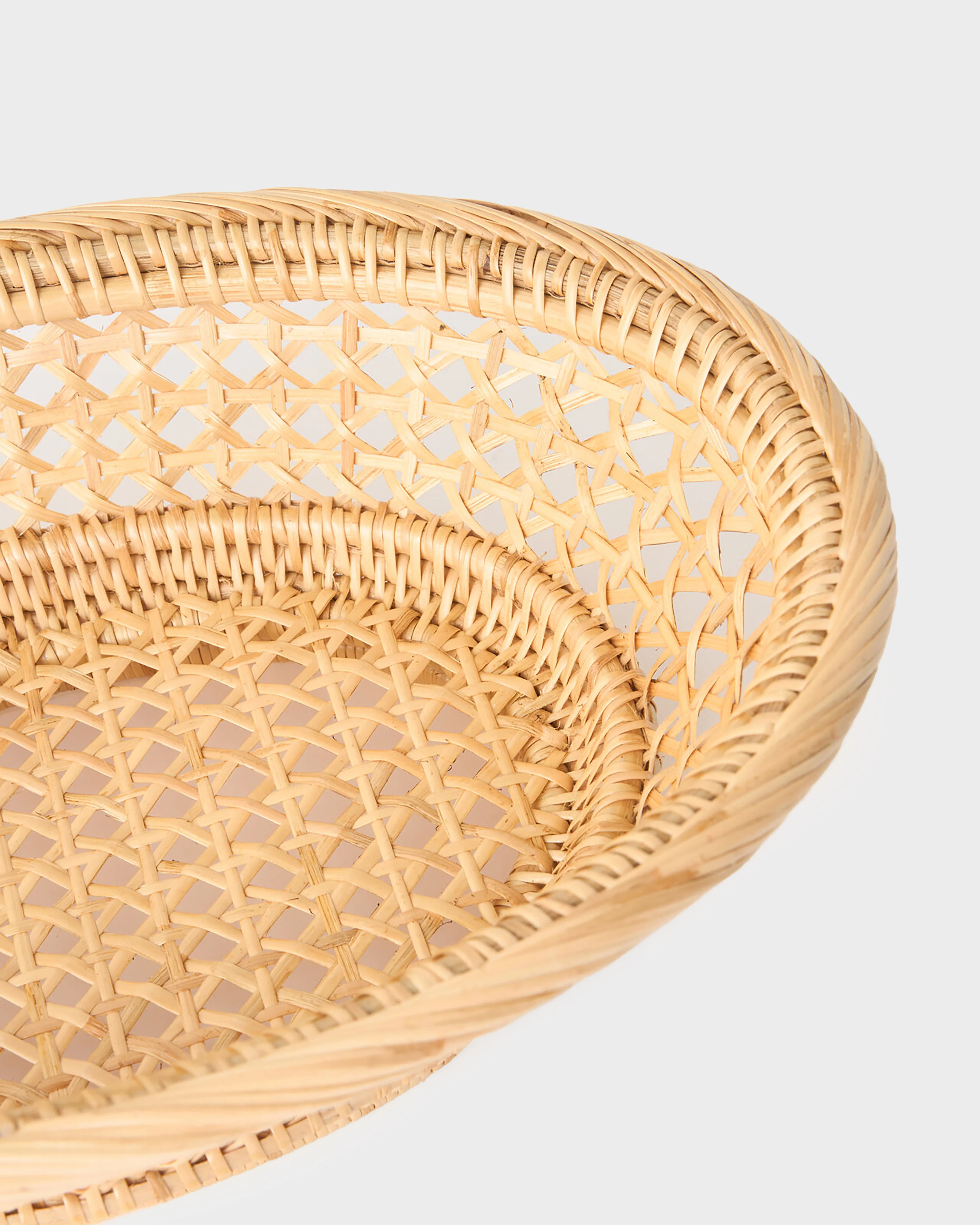 Rattan Sabbia Basket Oval, Medium - Image 3
